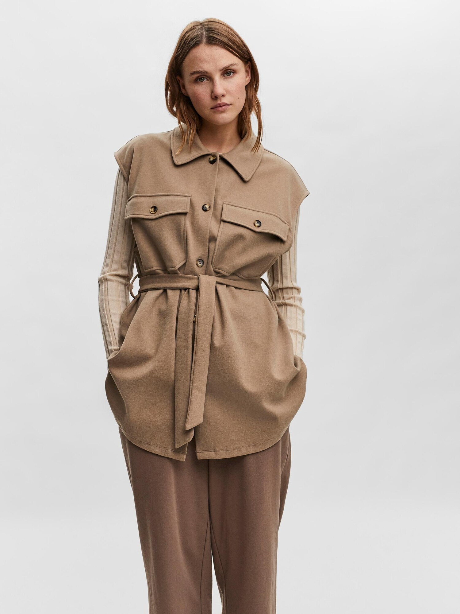 VERO MODA Vestă 'Fawn' maro - Pled.ro