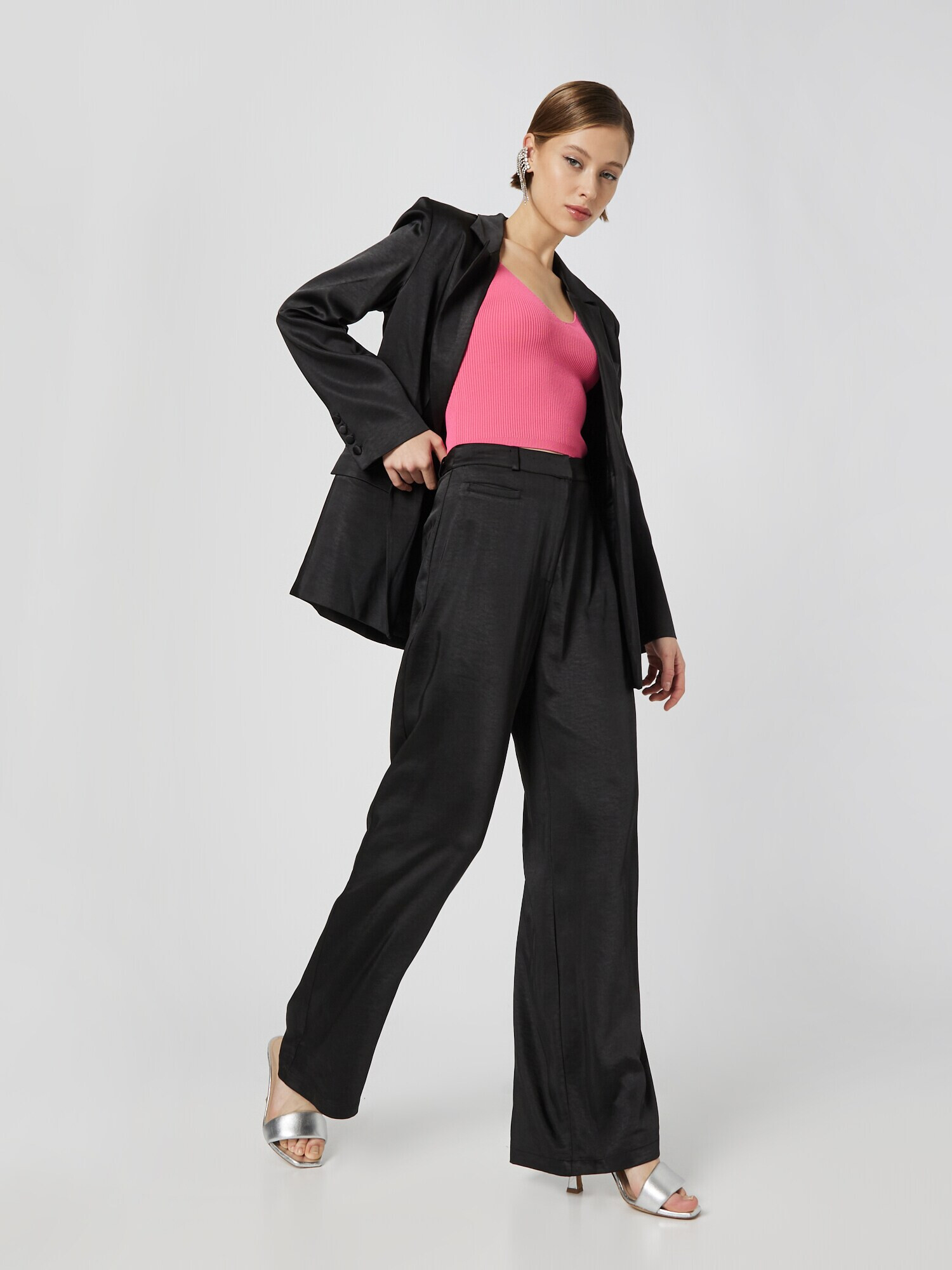 VIERVIER Pantaloni 'Carla' negru - Pled.ro