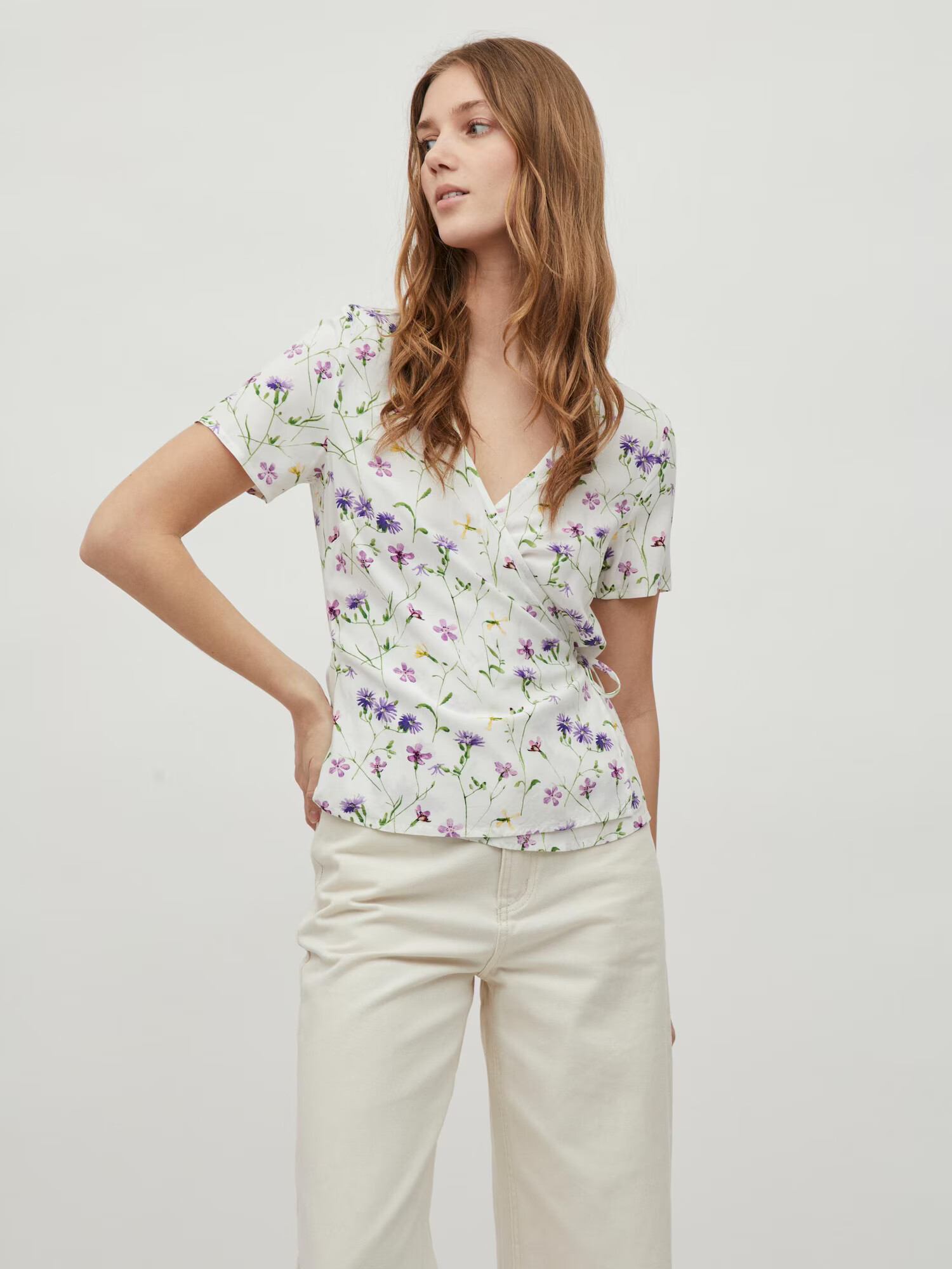 Vila Petite Tricou 'Holly' galben / verde kiwi / lila / alb - Pled.ro