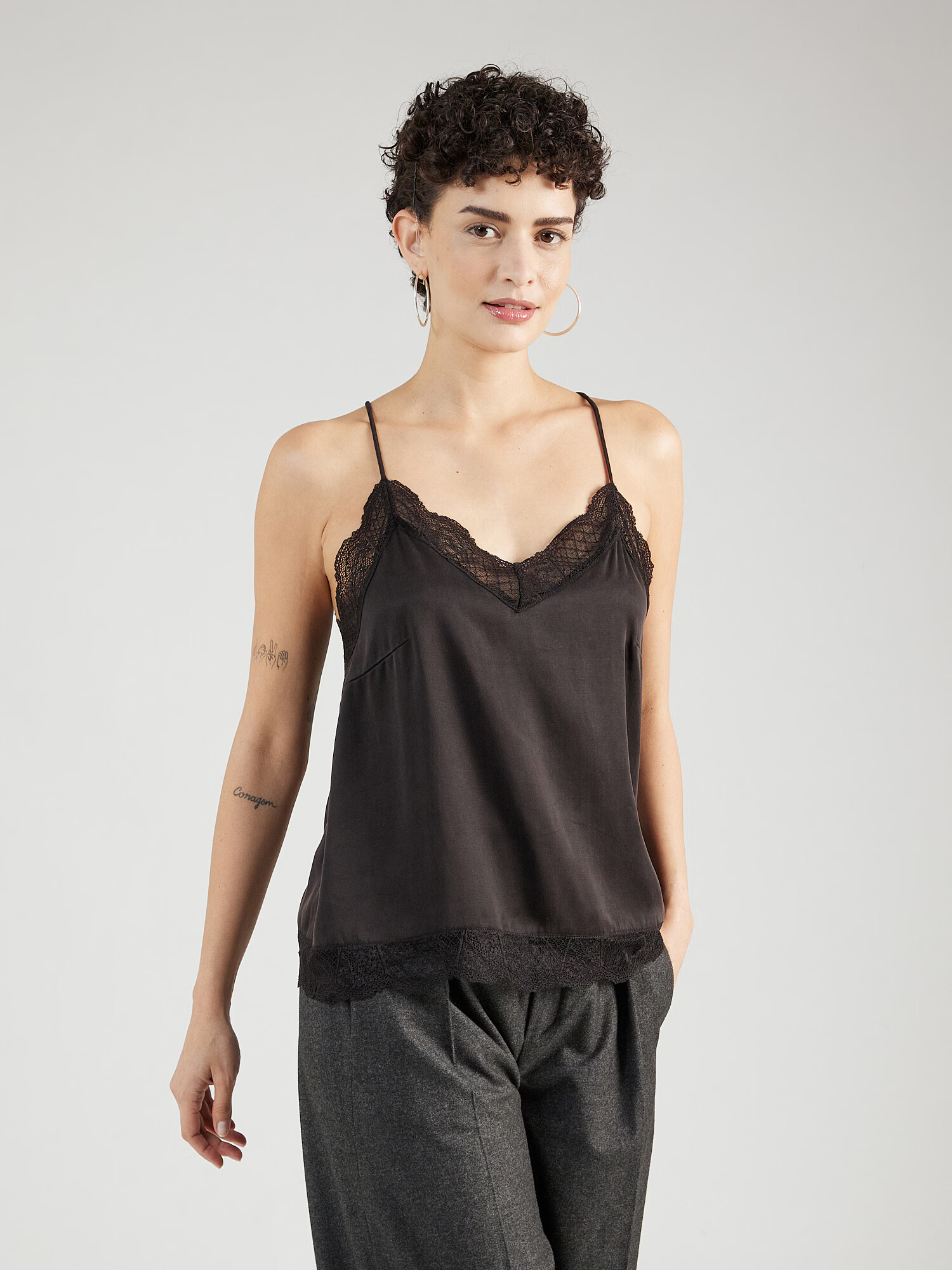 VILA ROUGE Top negru - Pled.ro