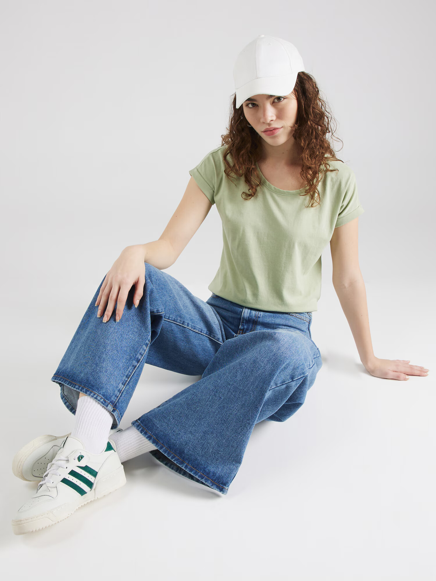 VILA Tricou 'DREAMERS' verde pastel - Pled.ro