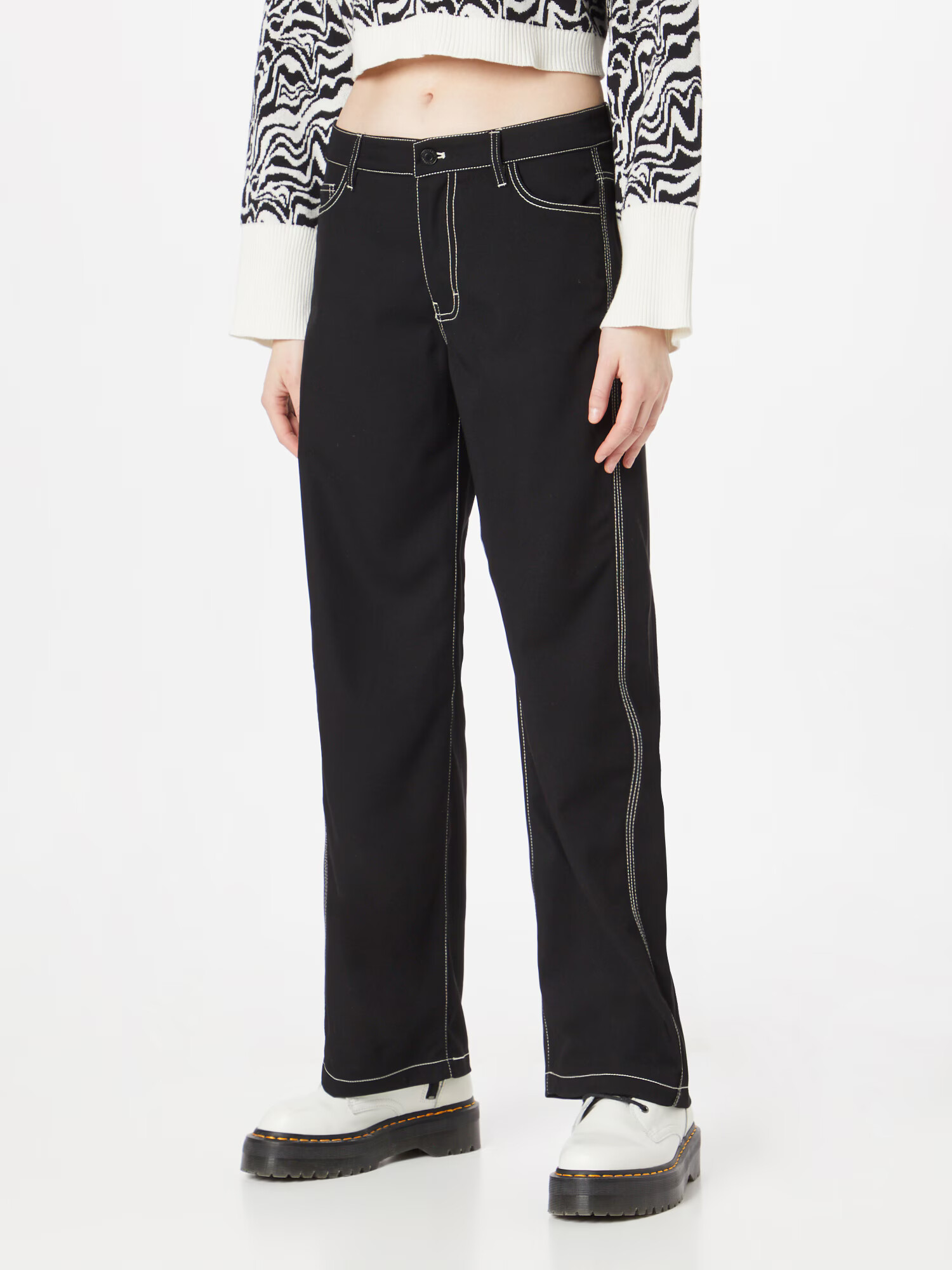 WEEKDAY Pantaloni 'Abigail' negru / alb - Pled.ro