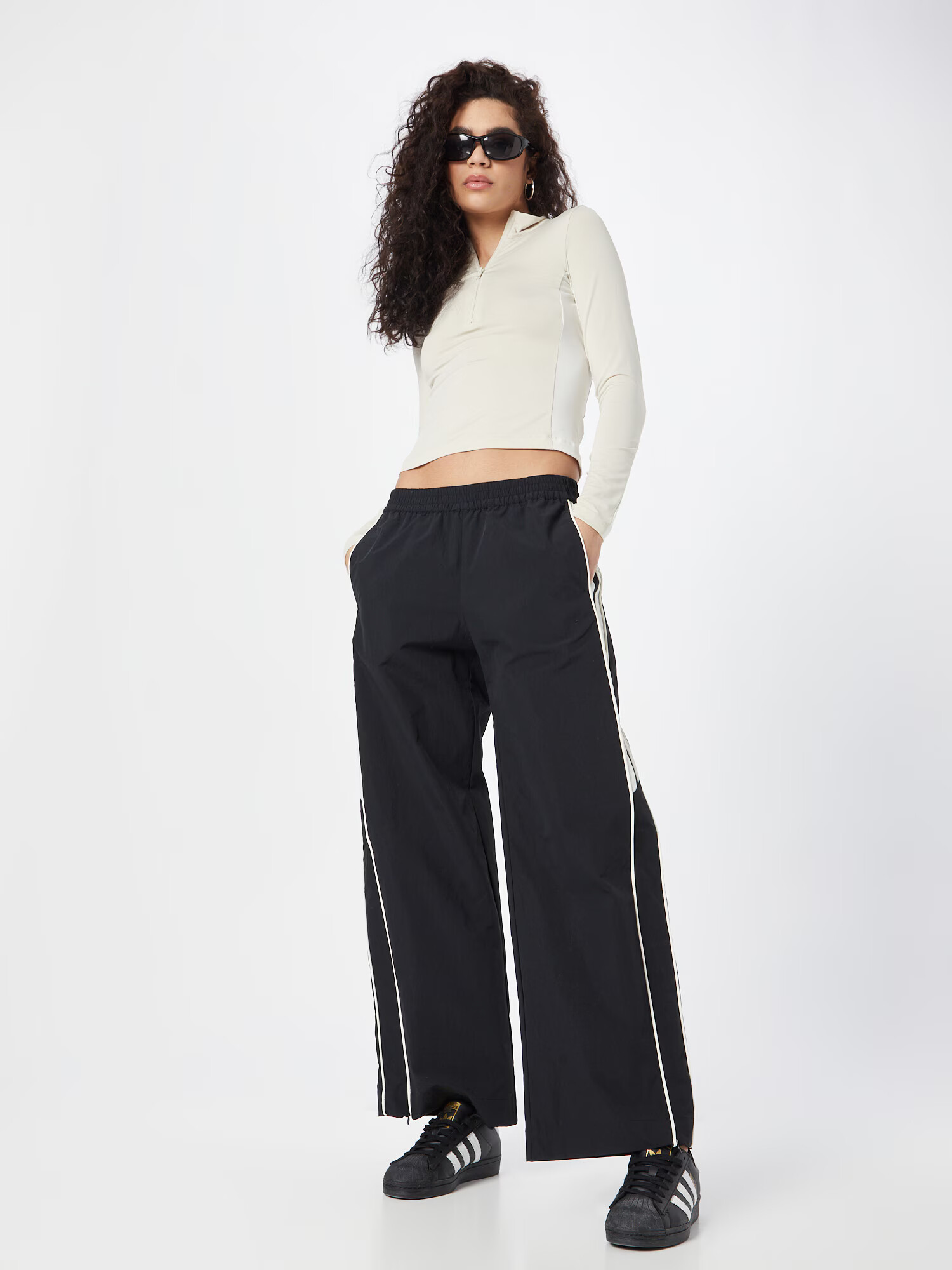 WEEKDAY Pantaloni 'Althea' negru / alb - Pled.ro