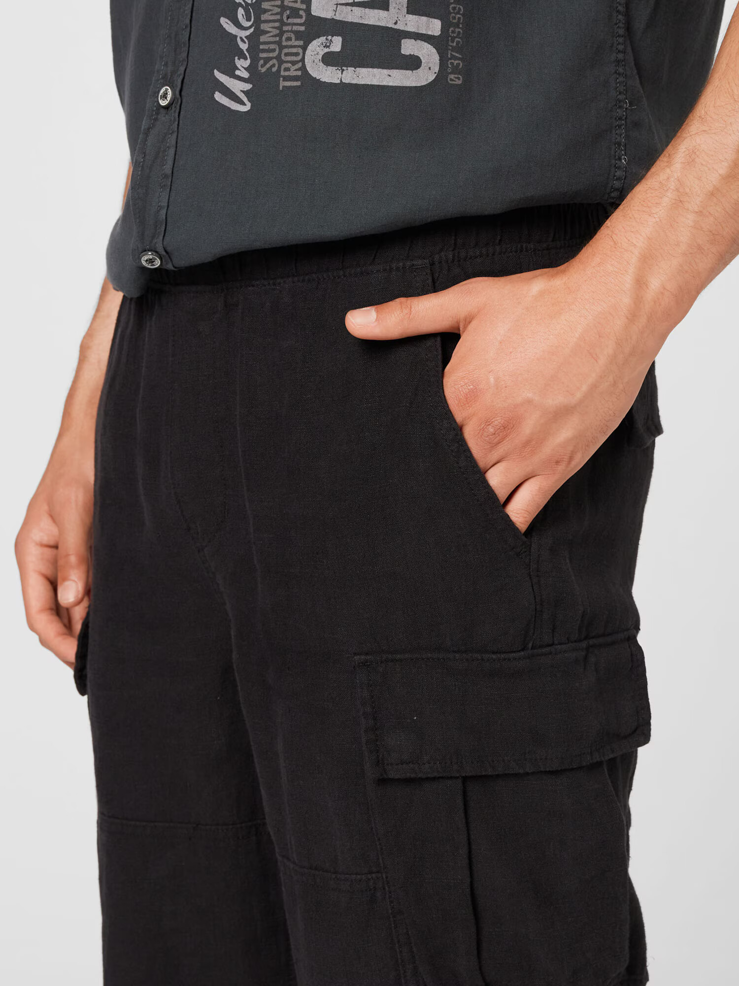 WEEKDAY Pantaloni cu buzunare 'Joshua' negru - Pled.ro