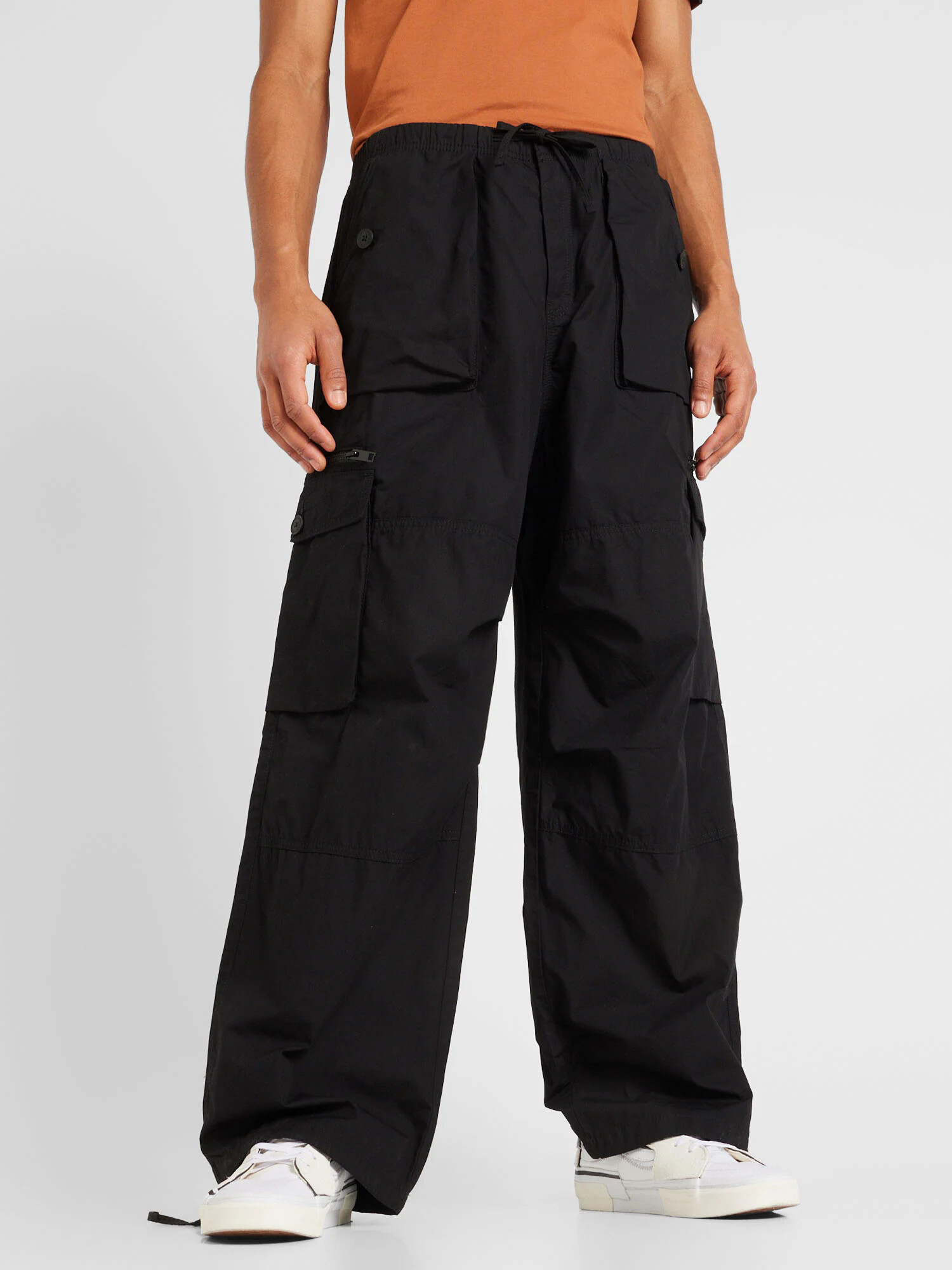 WEEKDAY Pantaloni cu buzunare 'Piper' negru - Pled.ro