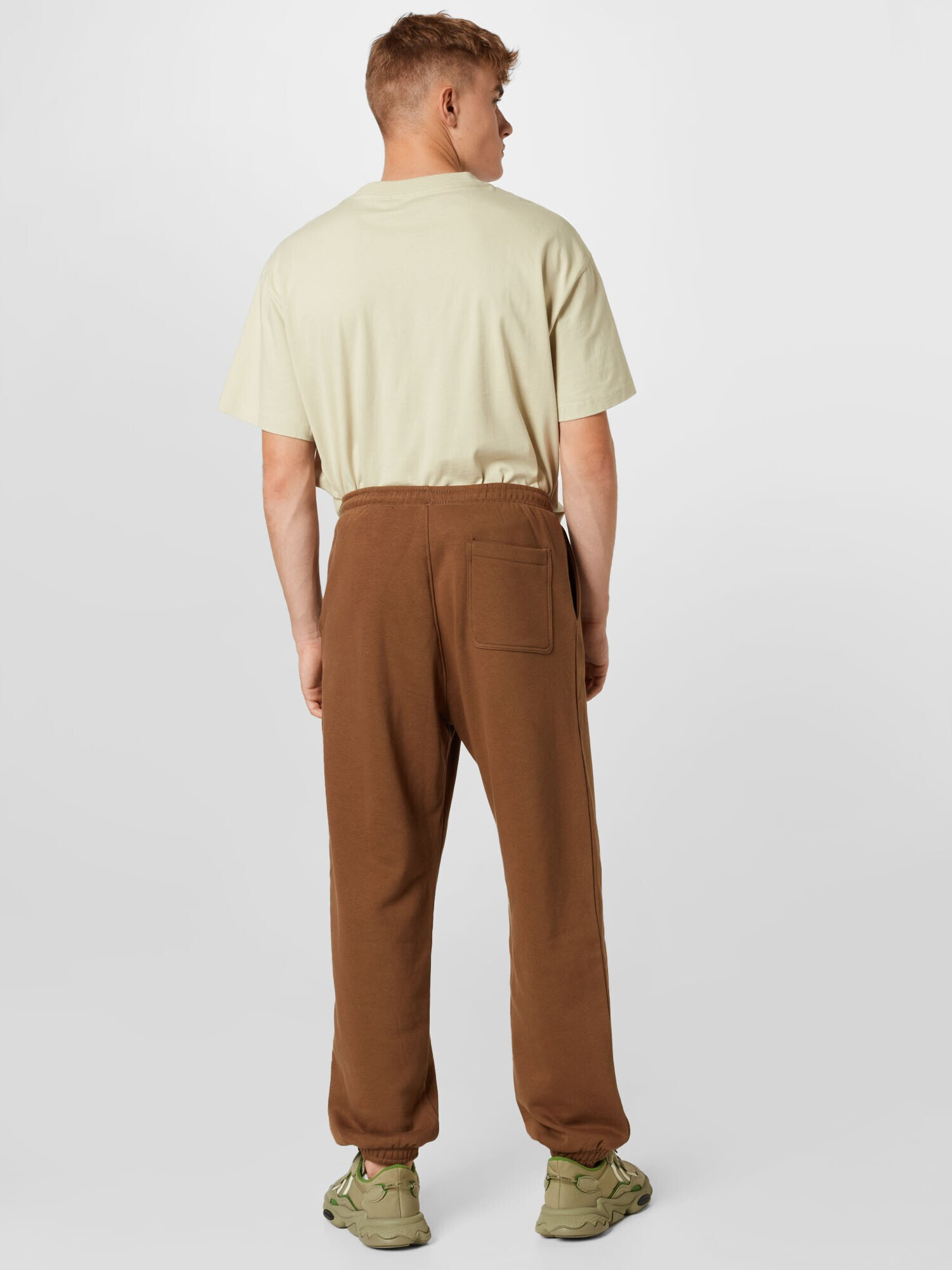 WEEKDAY Pantaloni maro caramel - Pled.ro