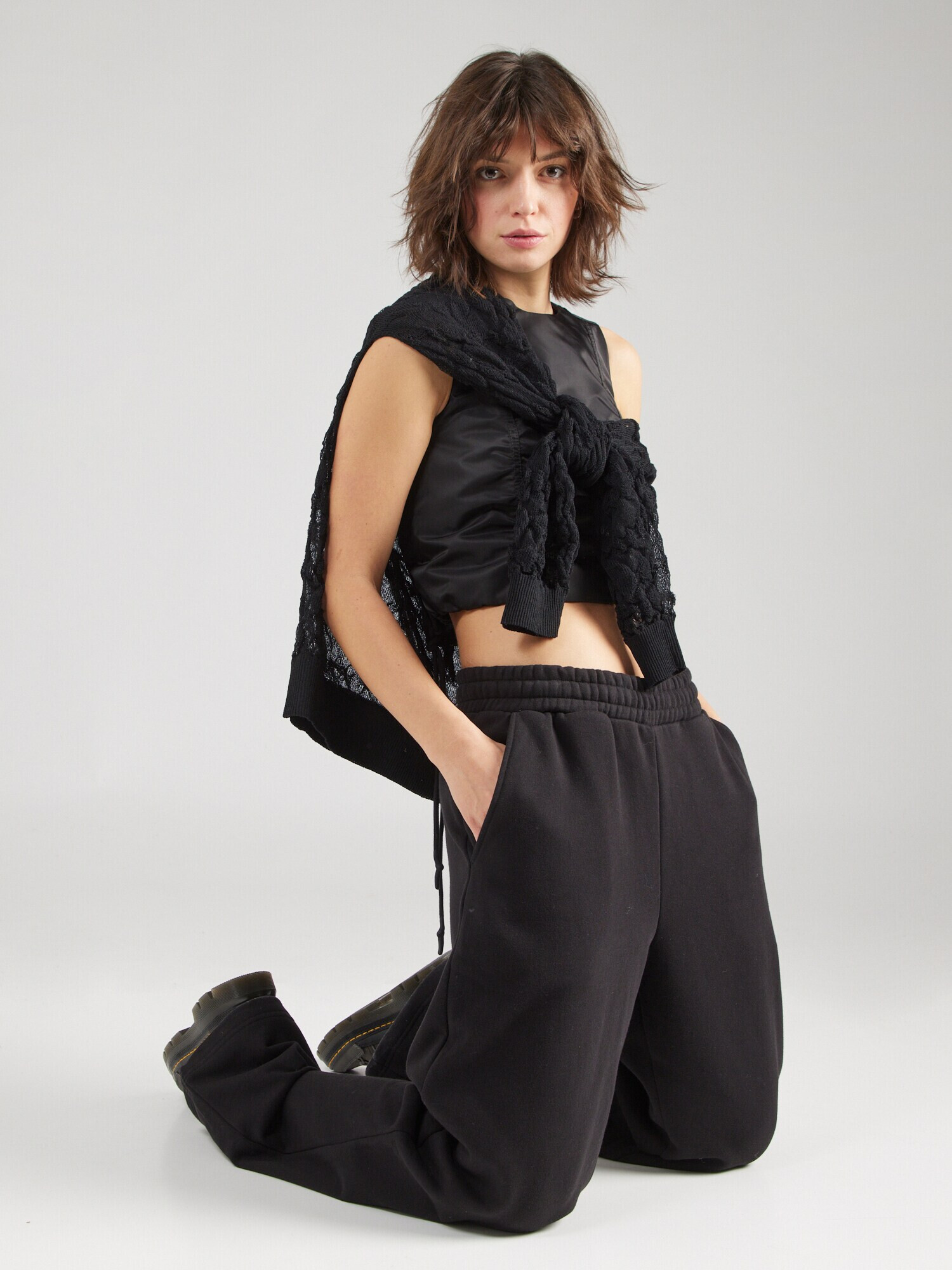 WEEKDAY Pantaloni negru - Pled.ro