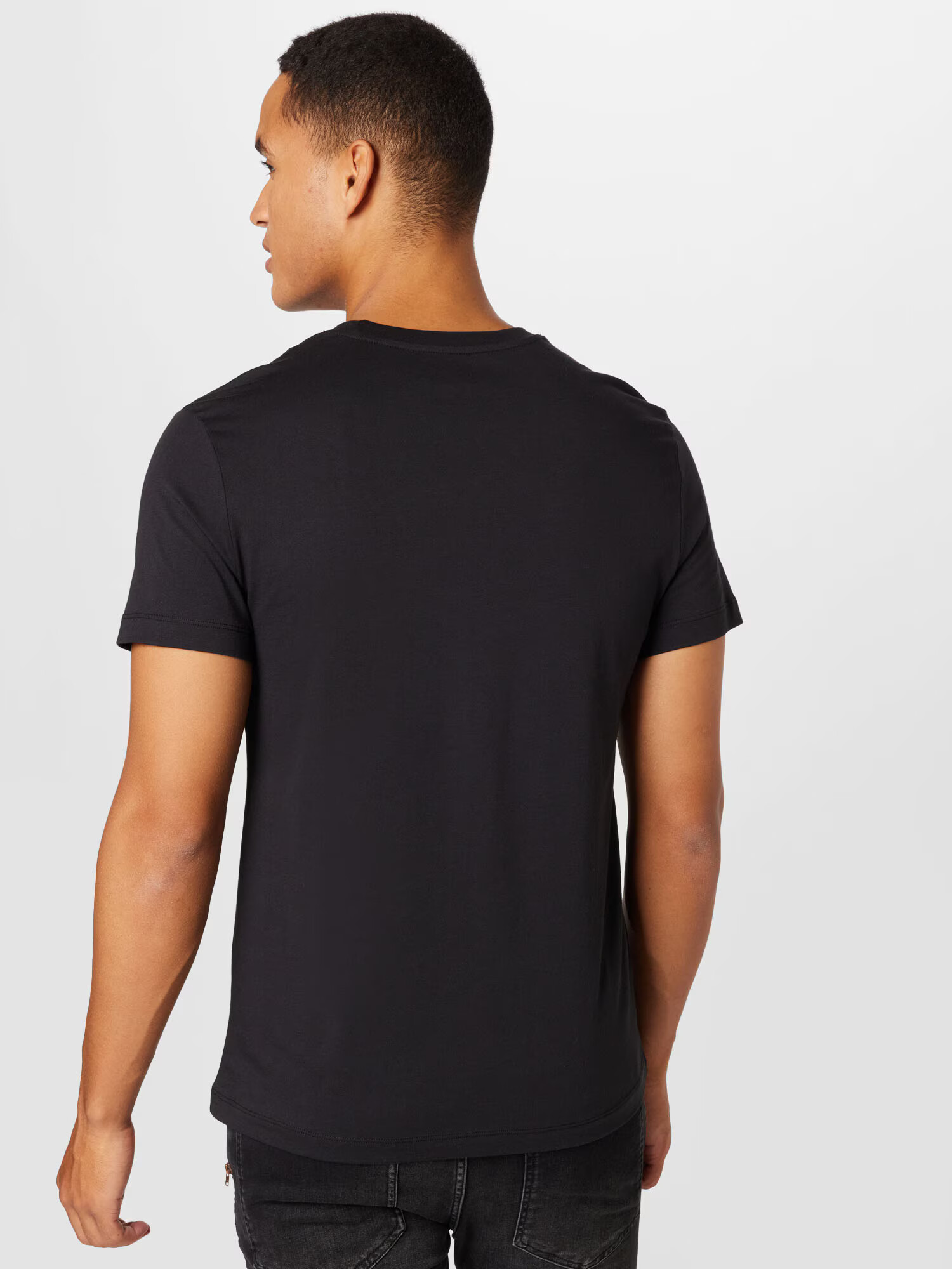 WESTMARK LONDON Tricou 'VITAL' negru - Pled.ro