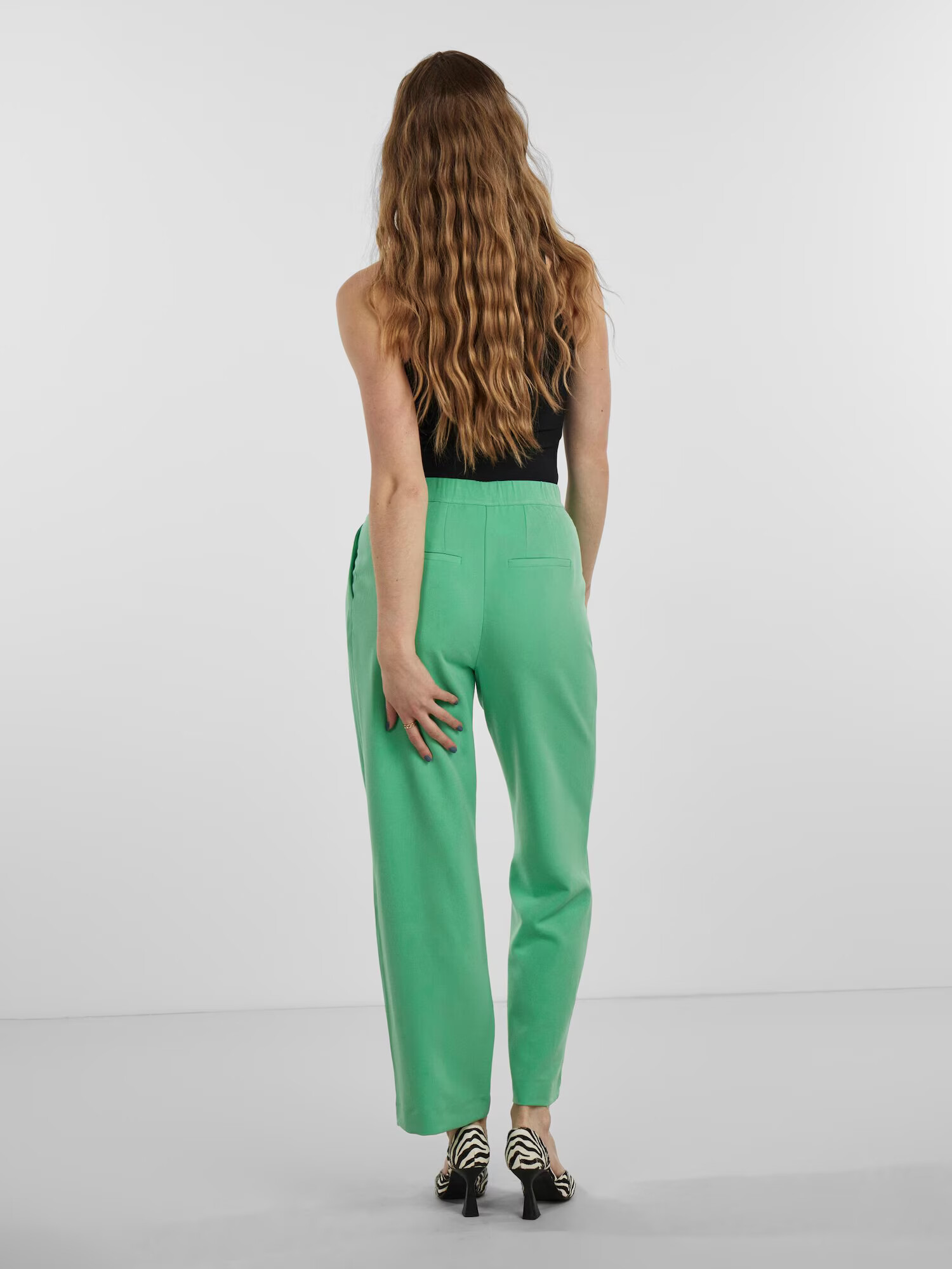 Y.A.S Pantaloni cutați verde deschis - Pled.ro