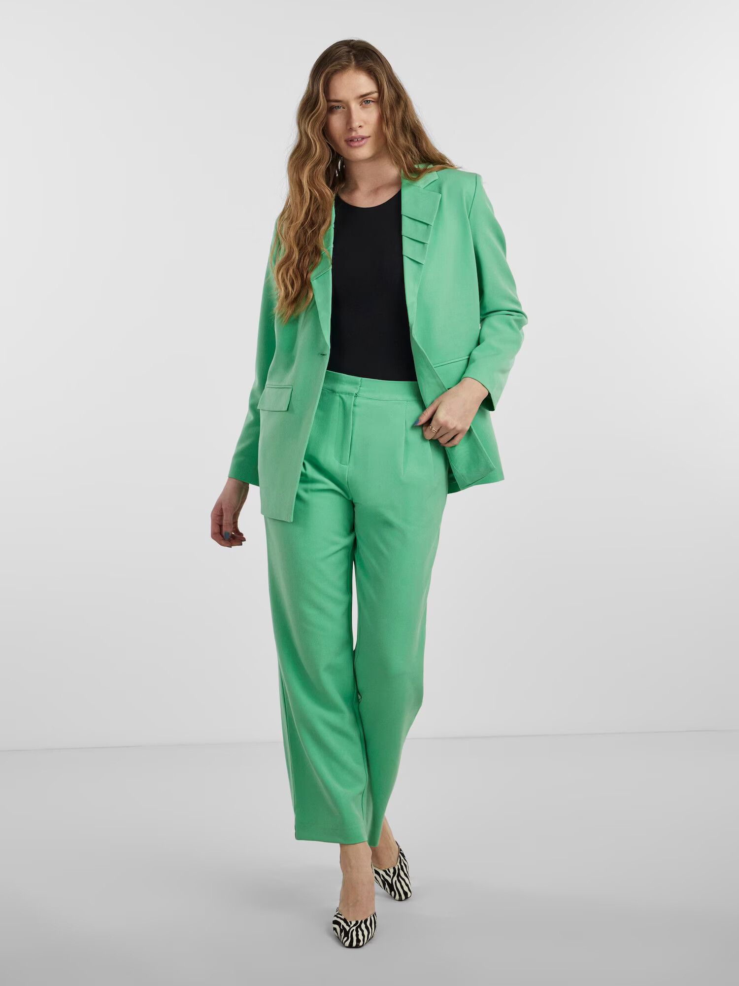 Y.A.S Pantaloni cutați verde deschis - Pled.ro