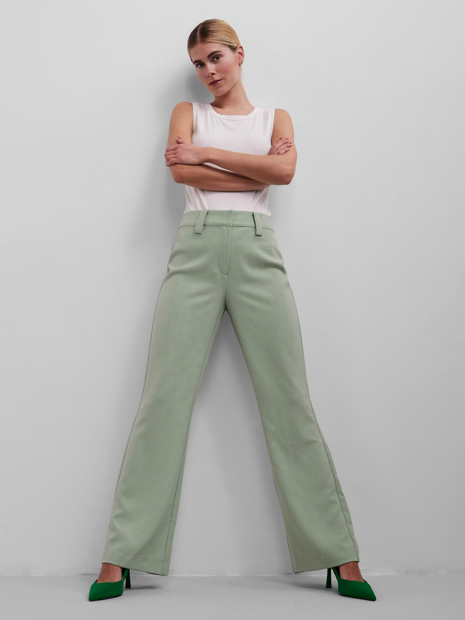 Y.A.S Pantaloni verde pastel - Pled.ro