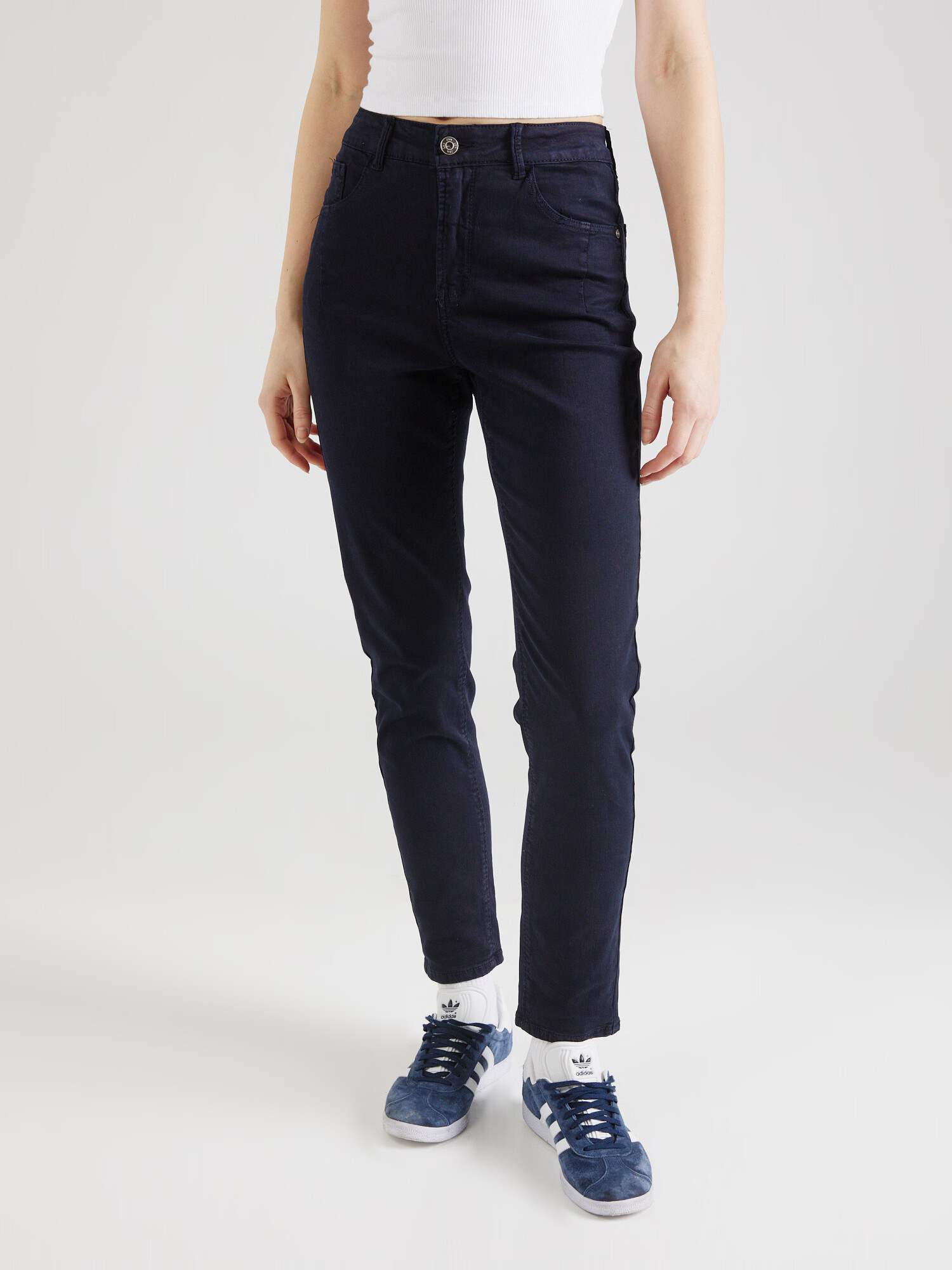 ZABAIONE Jeans 'Jo44y' bleumarin - Pled.ro