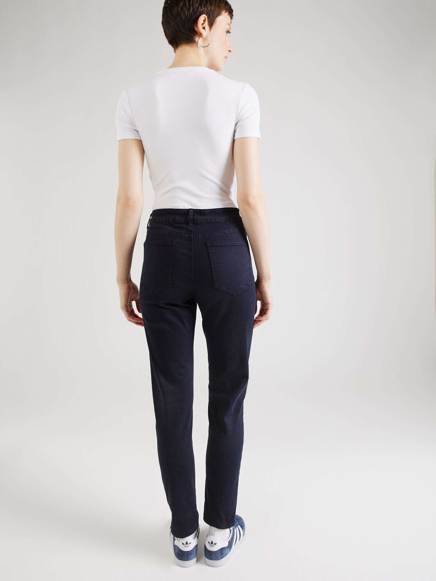 ZABAIONE Jeans 'Jo44y' bleumarin - Pled.ro