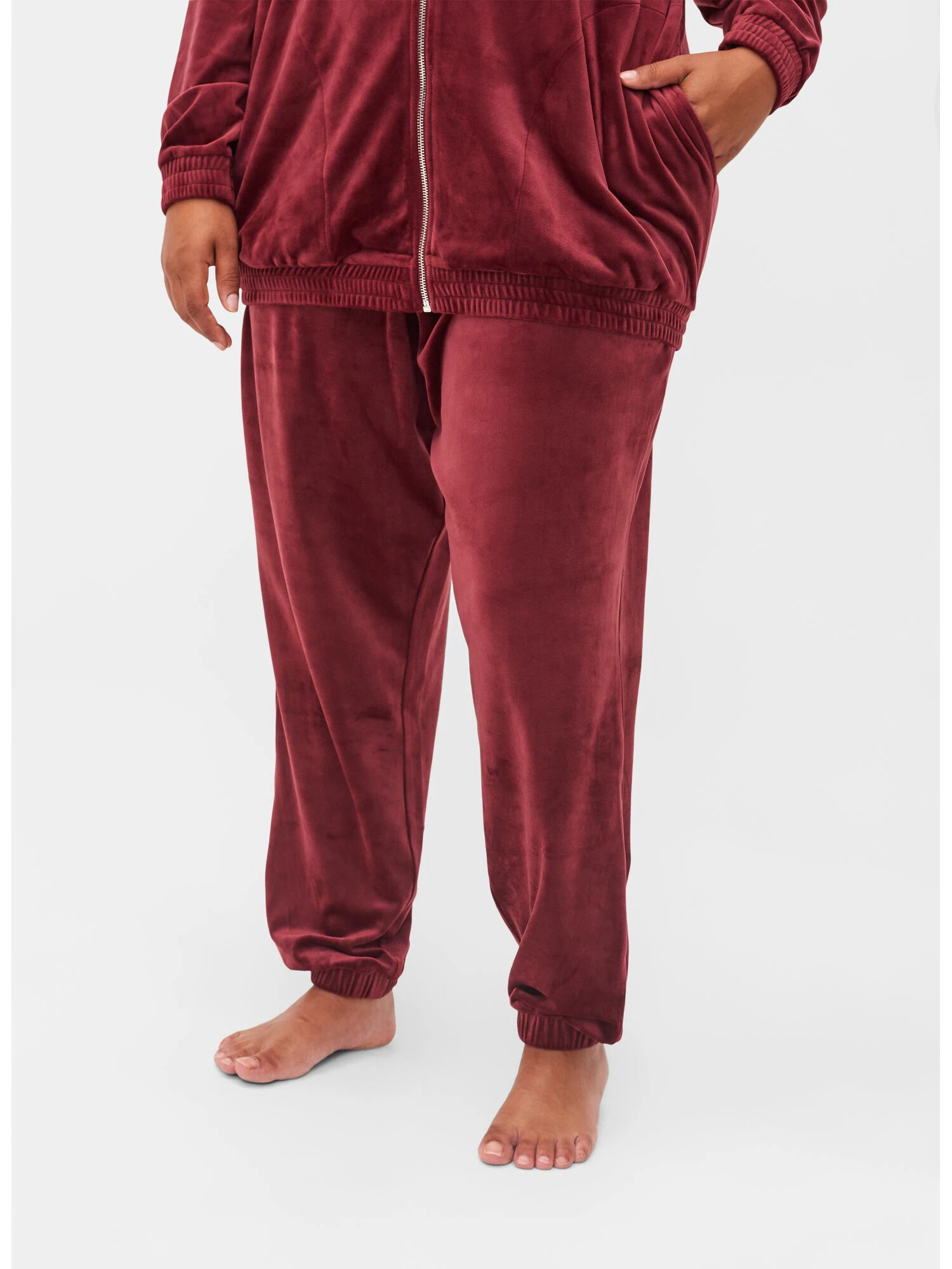 Zizzi Pantaloni 'Helena' roșu bordeaux - Pled.ro