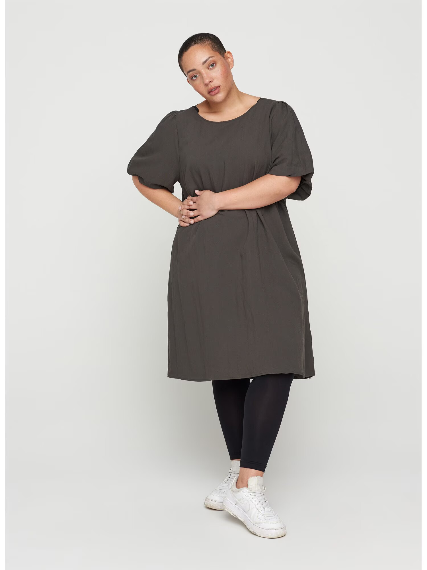 Zizzi Rochie 'Vmacy' kaki - Pled.ro