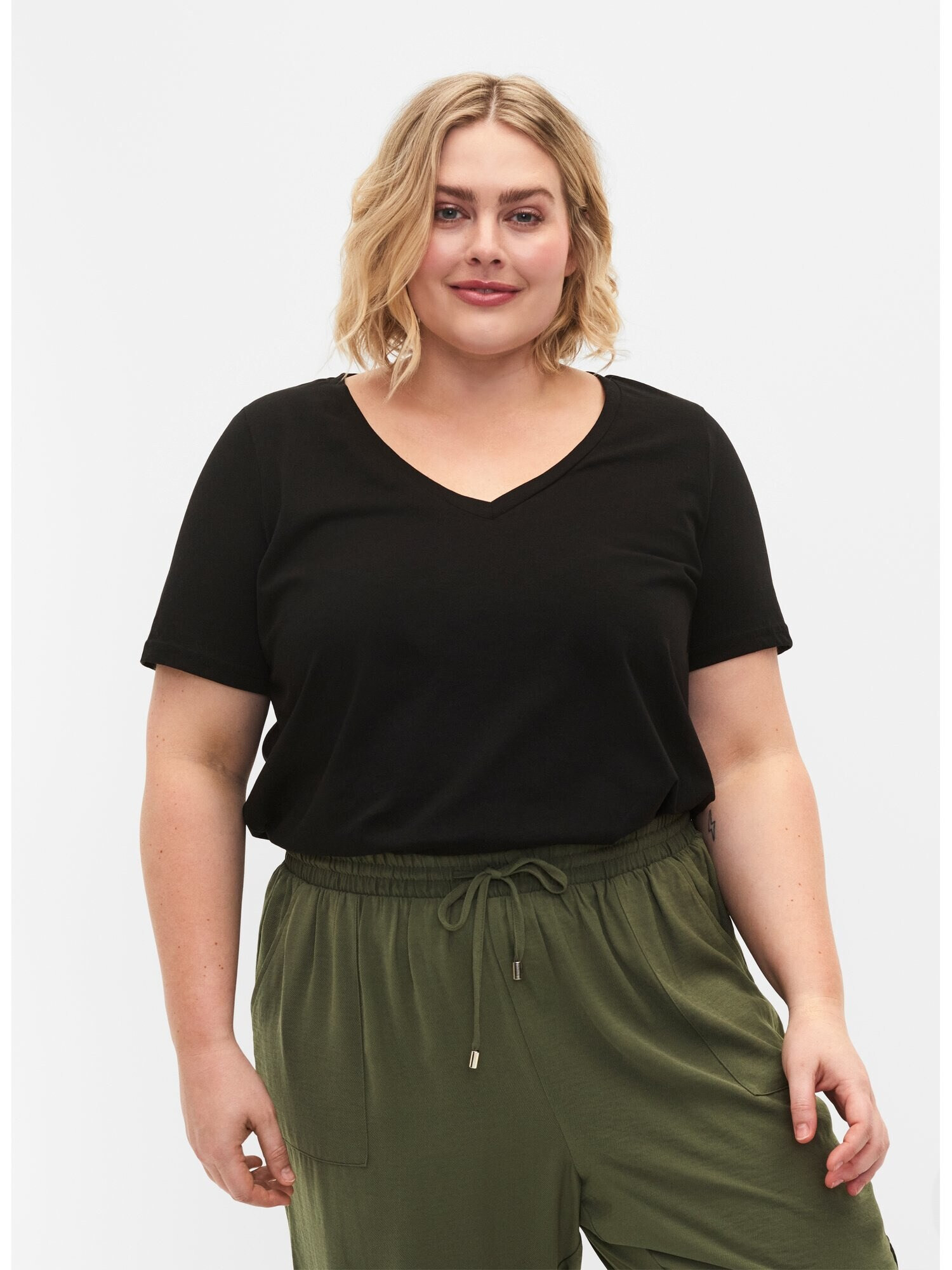 Zizzi Tricou 'KATJA' negru - Pled.ro