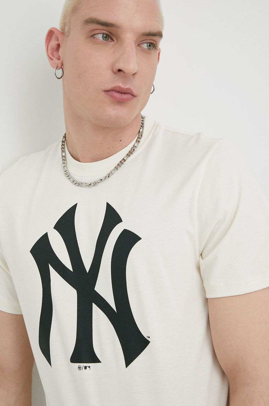 47brand tricou din bumbac Mlb New York Yankees culoarea bej cu imprimeu - Pled.ro