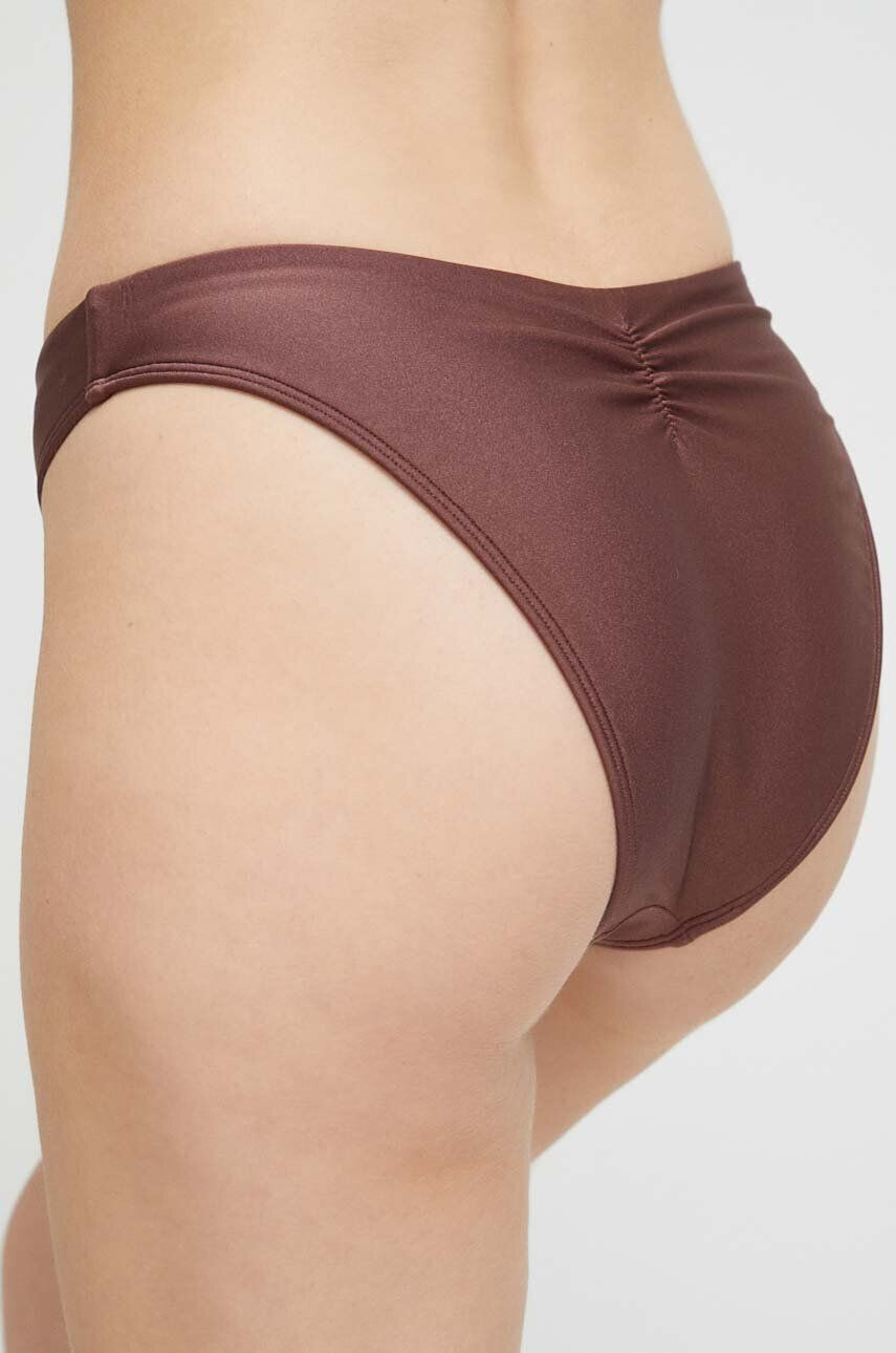 Abercrombie & Fitch chiloti de baie culoarea maro - Pled.ro