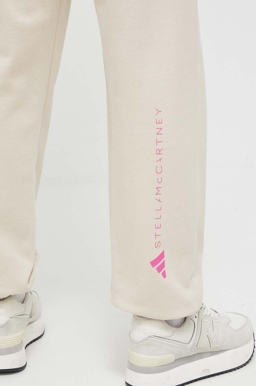 adidas by Stella McCartney pantaloni de trening din bumbac culoarea bej cu imprimeu - Pled.ro