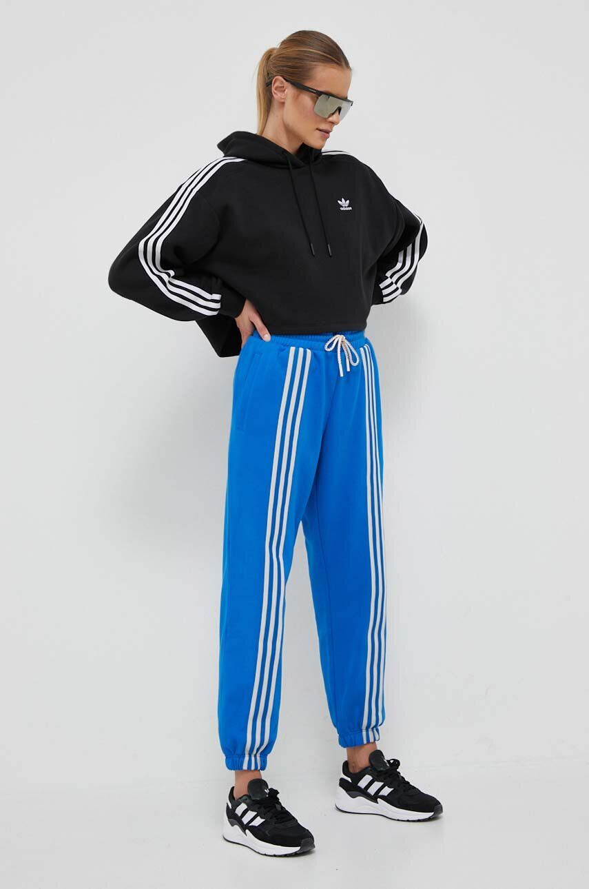 adidas Originals bluza femei culoarea negru cu glugă cu imprimeu - Pled.ro