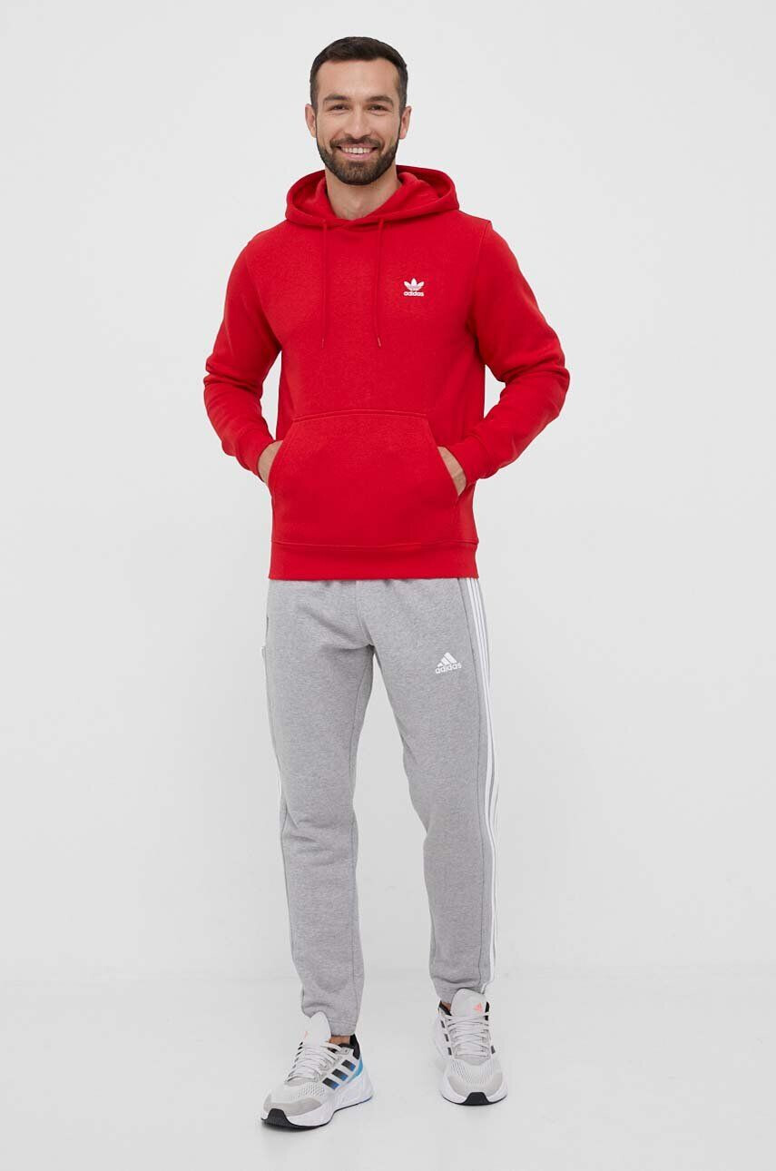 adidas Originals bluza barbati culoarea rosu cu glugă cu imprimeu - Pled.ro