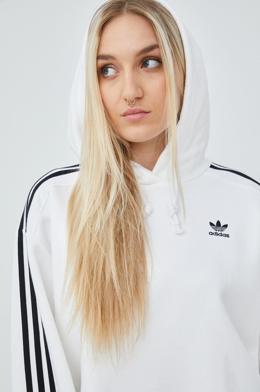 adidas Originals bluză HN5884 femei culoarea alb cu imprimeu HN5884-WHITE - Pled.ro