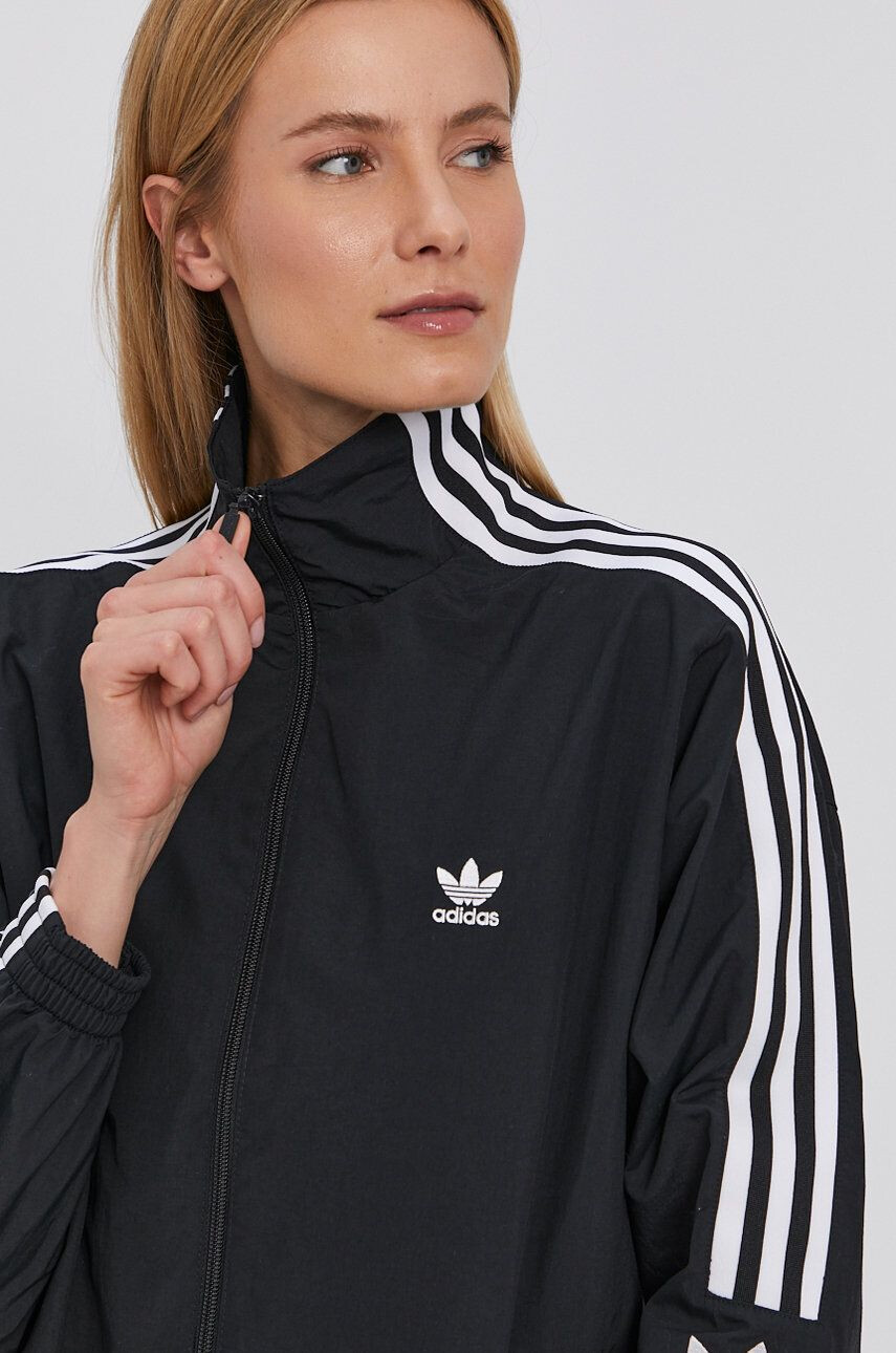 adidas Originals geaca barbati culoarea gri de tranzitie oversize - Pled.ro