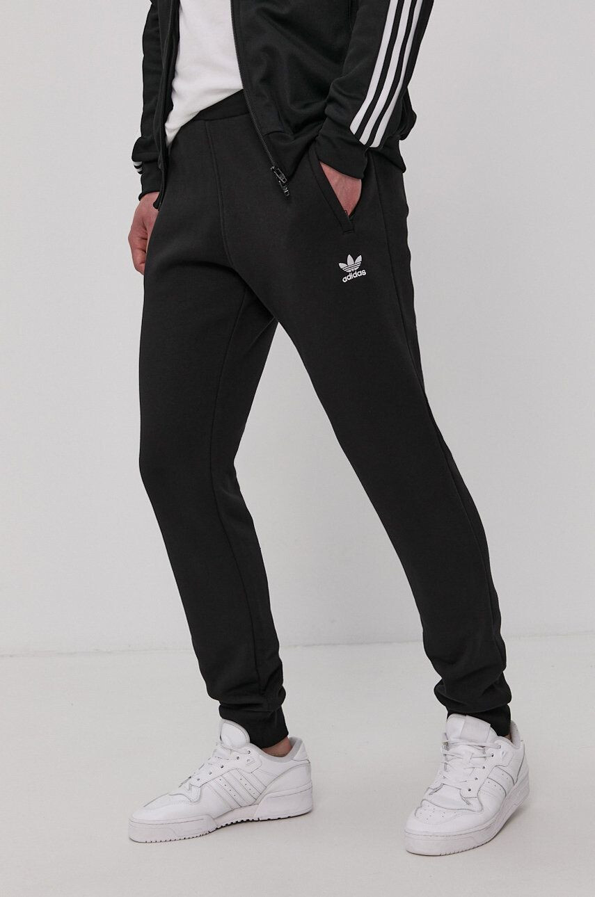 adidas Originals Pantaloni H34657 bărbați culoarea negru material neted - Pled.ro