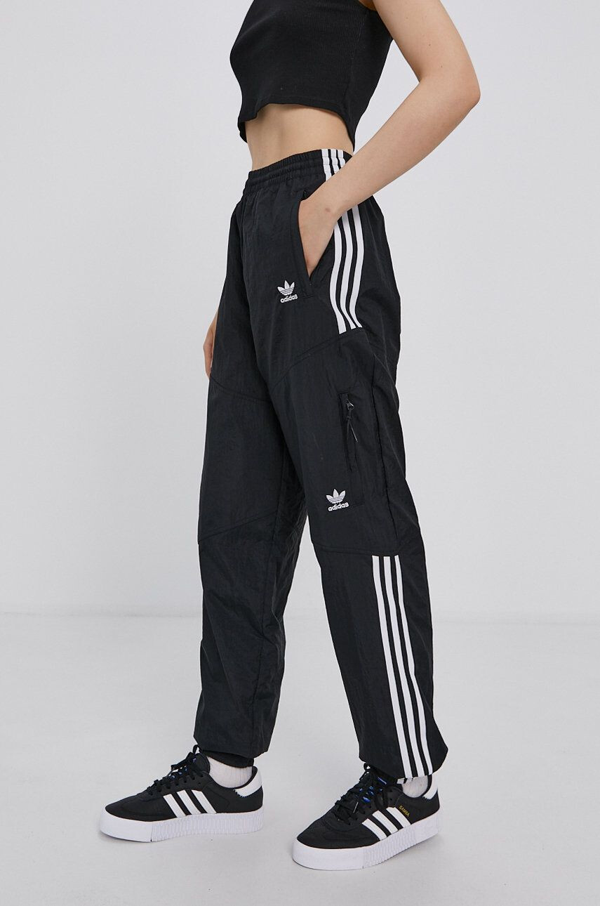 adidas Originals Pantaloni H22870 - Pled.ro