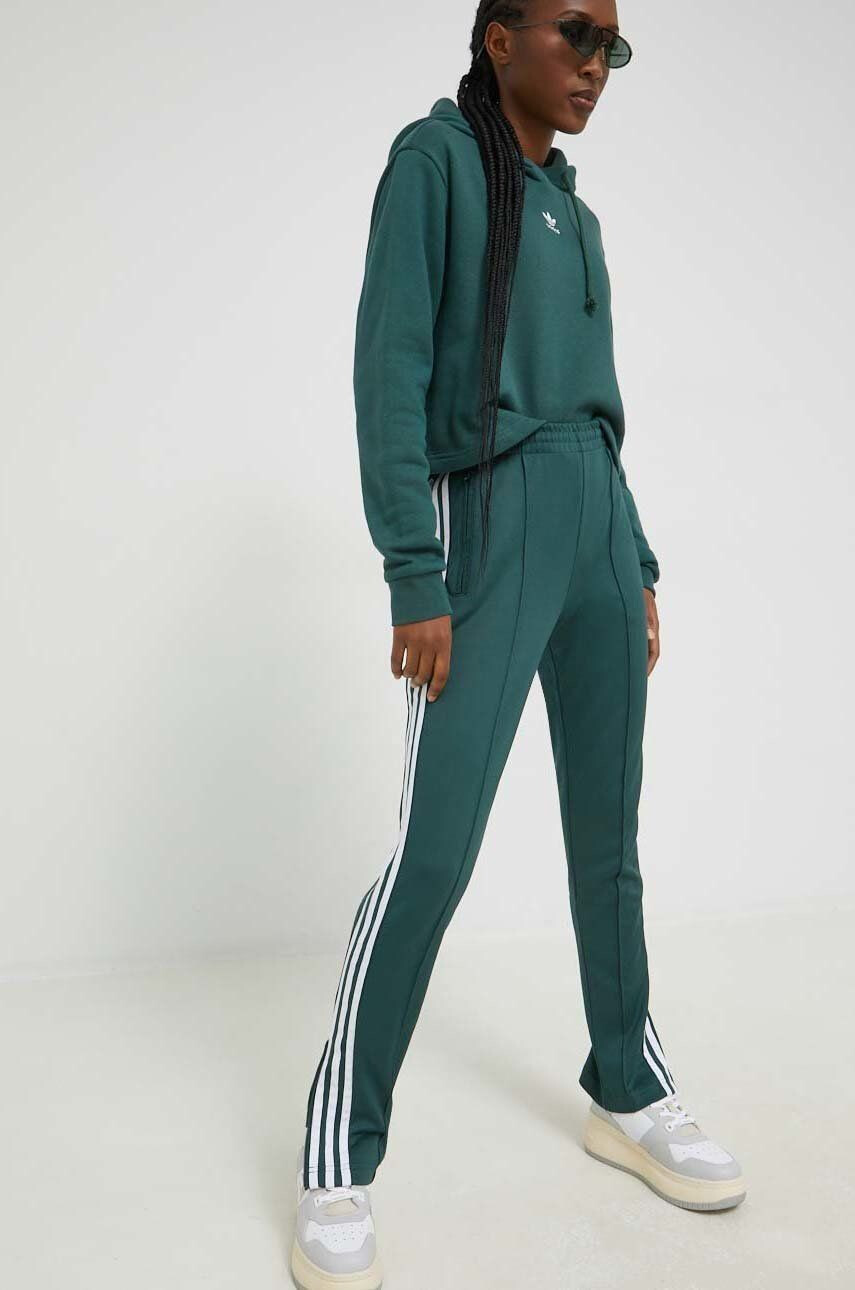 adidas Originals pantaloni de trening femei culoarea verde cu imprimeu - Pled.ro