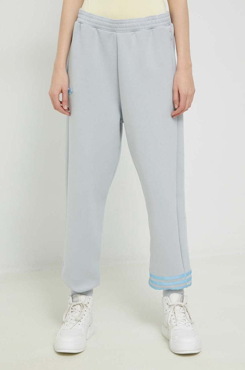 adidas Originals pantaloni de trening culoarea gri cu imprimeu - Pled.ro