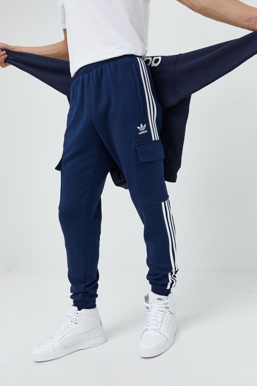 adidas Originals pantaloni de trening - Pled.ro