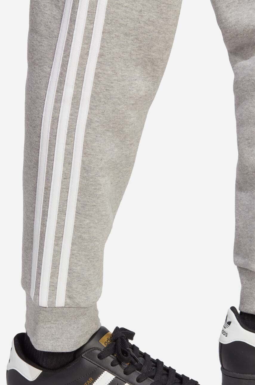 adidas Originals pantaloni de trening culoarea gri cu imprimeu IA4795-grey - Pled.ro