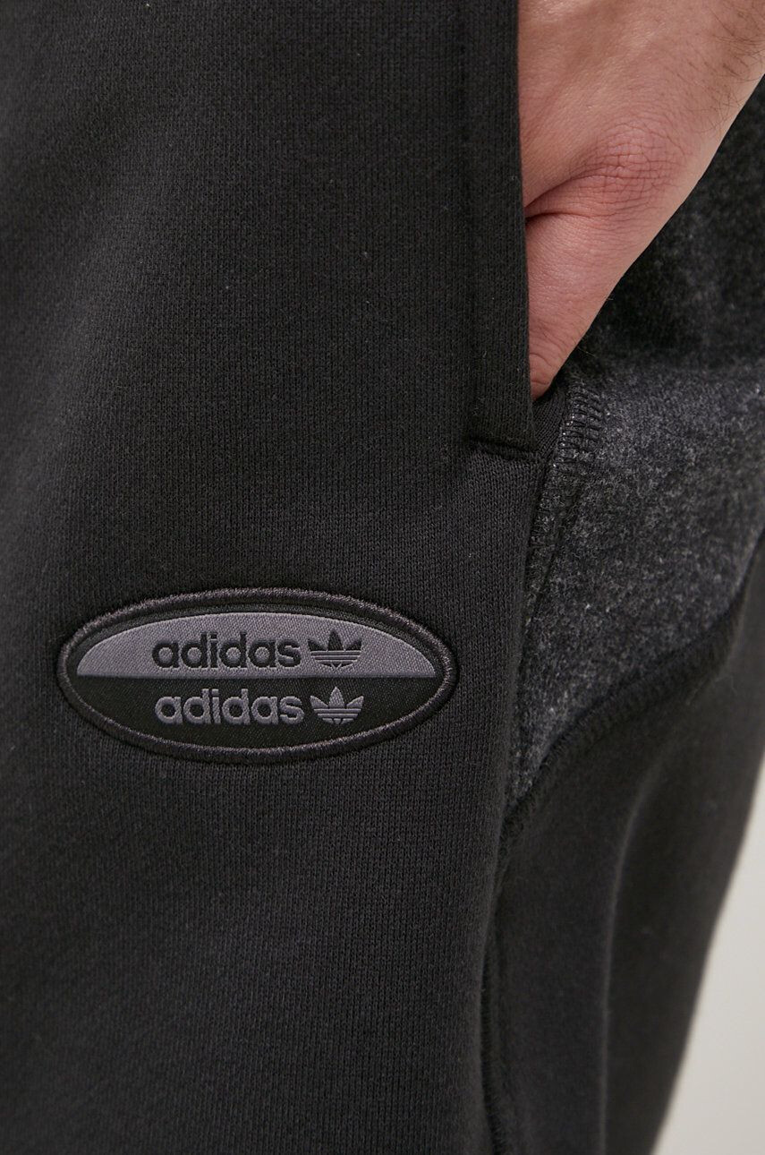 adidas Originals pantaloni scurti din bumbac HC9459 barbati culoarea negru - Pled.ro