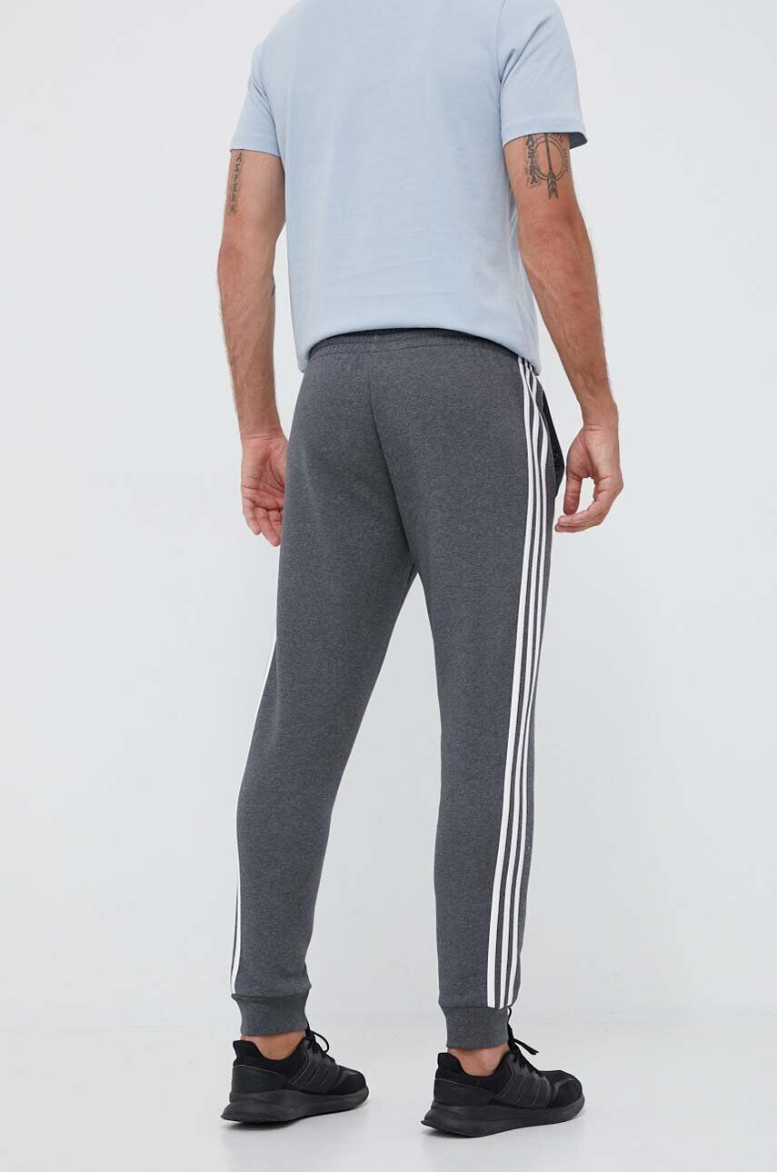 adidas pantaloni de trening culoarea gri cu imprimeu - Pled.ro