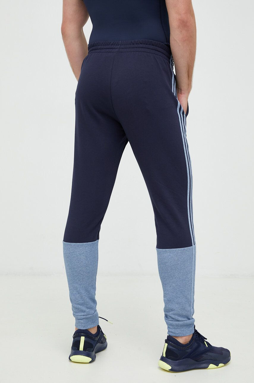 adidas pantaloni de trening barbati culoarea albastru marin neted - Pled.ro