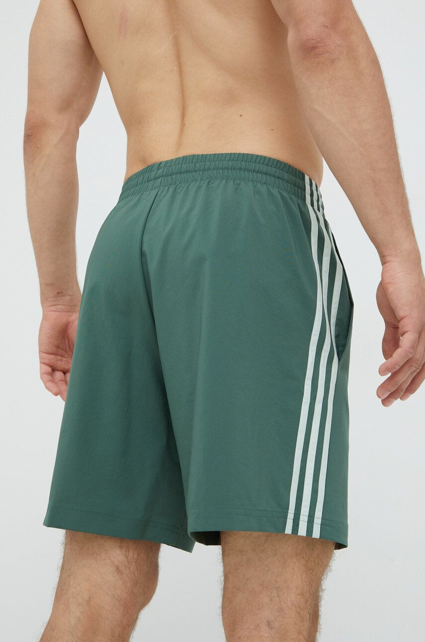 adidas pantaloni scurți de antrenament Essential Chelsea - Pled.ro