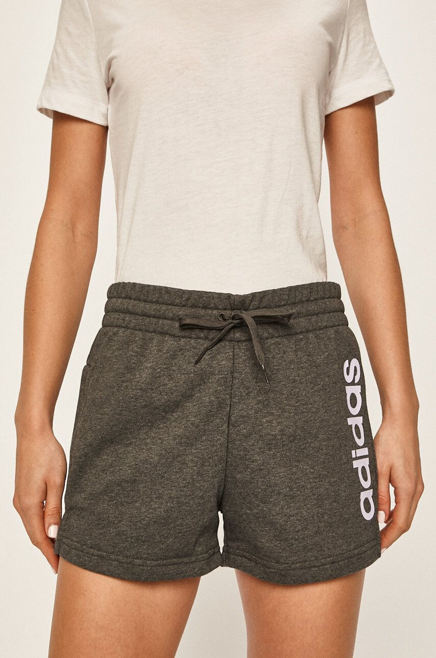 adidas Pantaloni scurti - Pled.ro