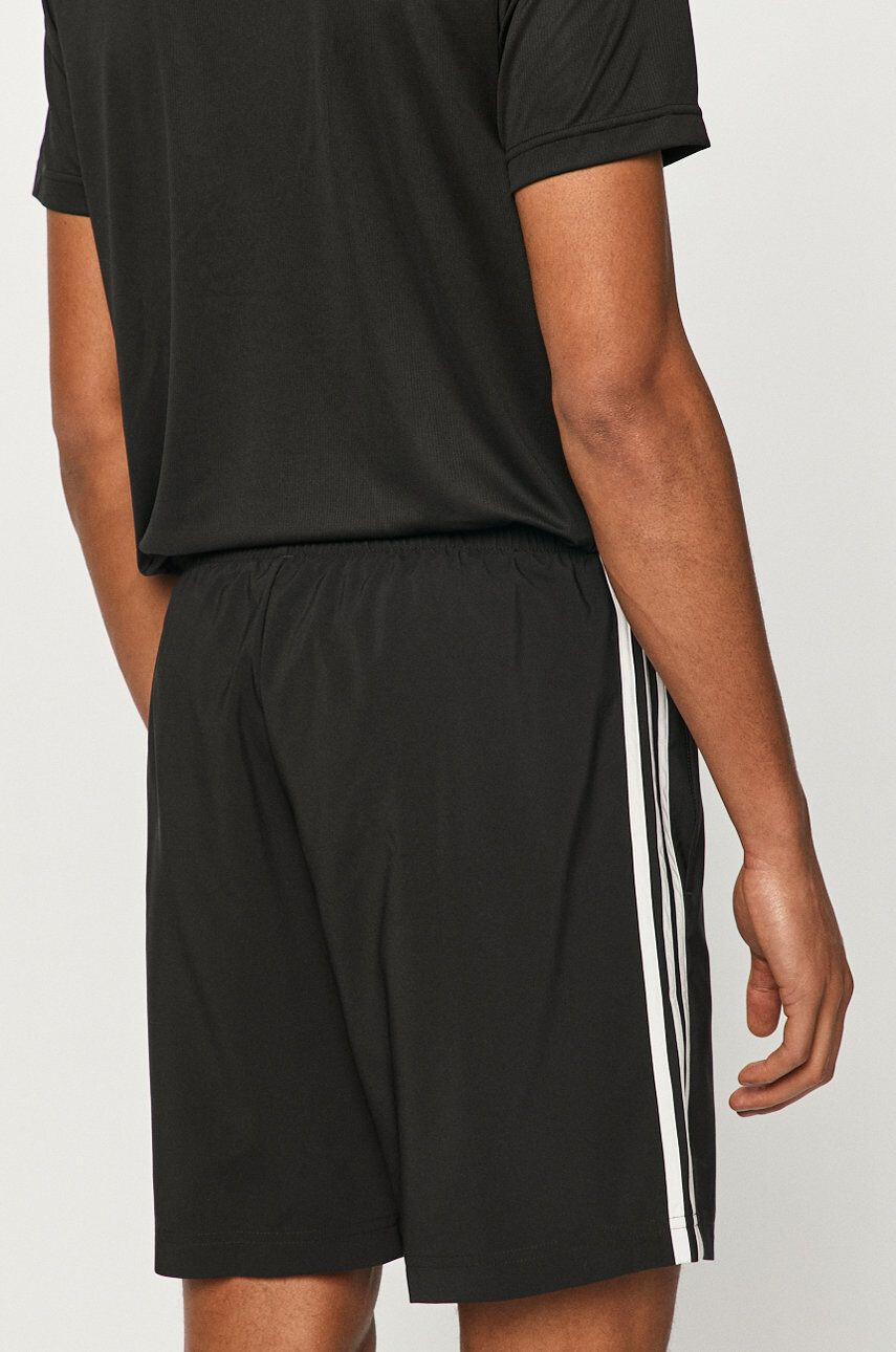 adidas pantaloni scurti - Pled.ro