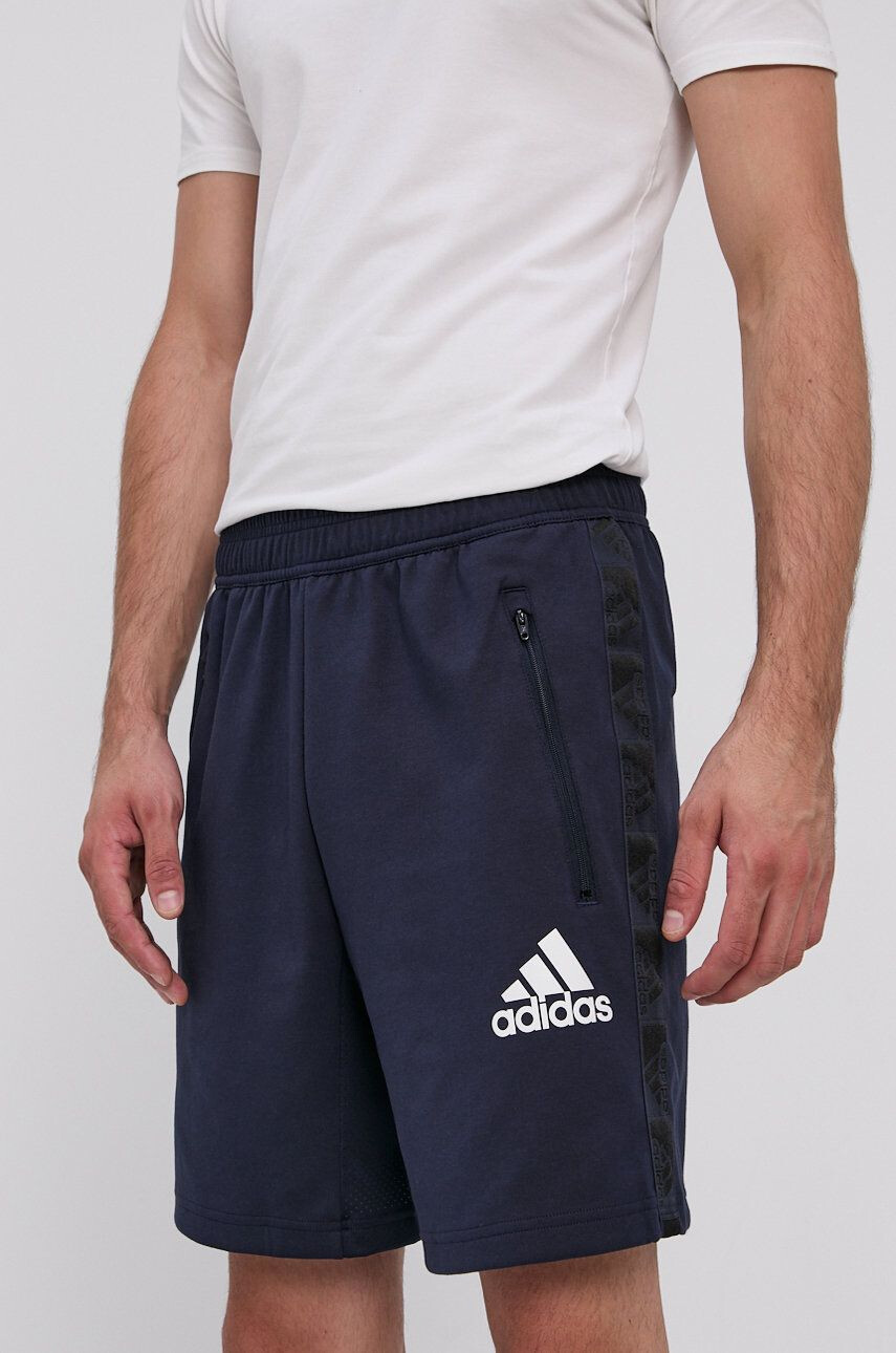 adidas pantaloni scurti - Pled.ro