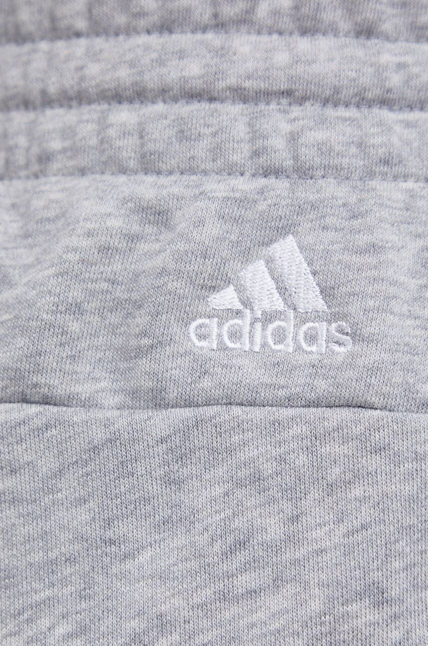 adidas pantaloni scurti femei culoarea alb cu imprimeu high waist - Pled.ro