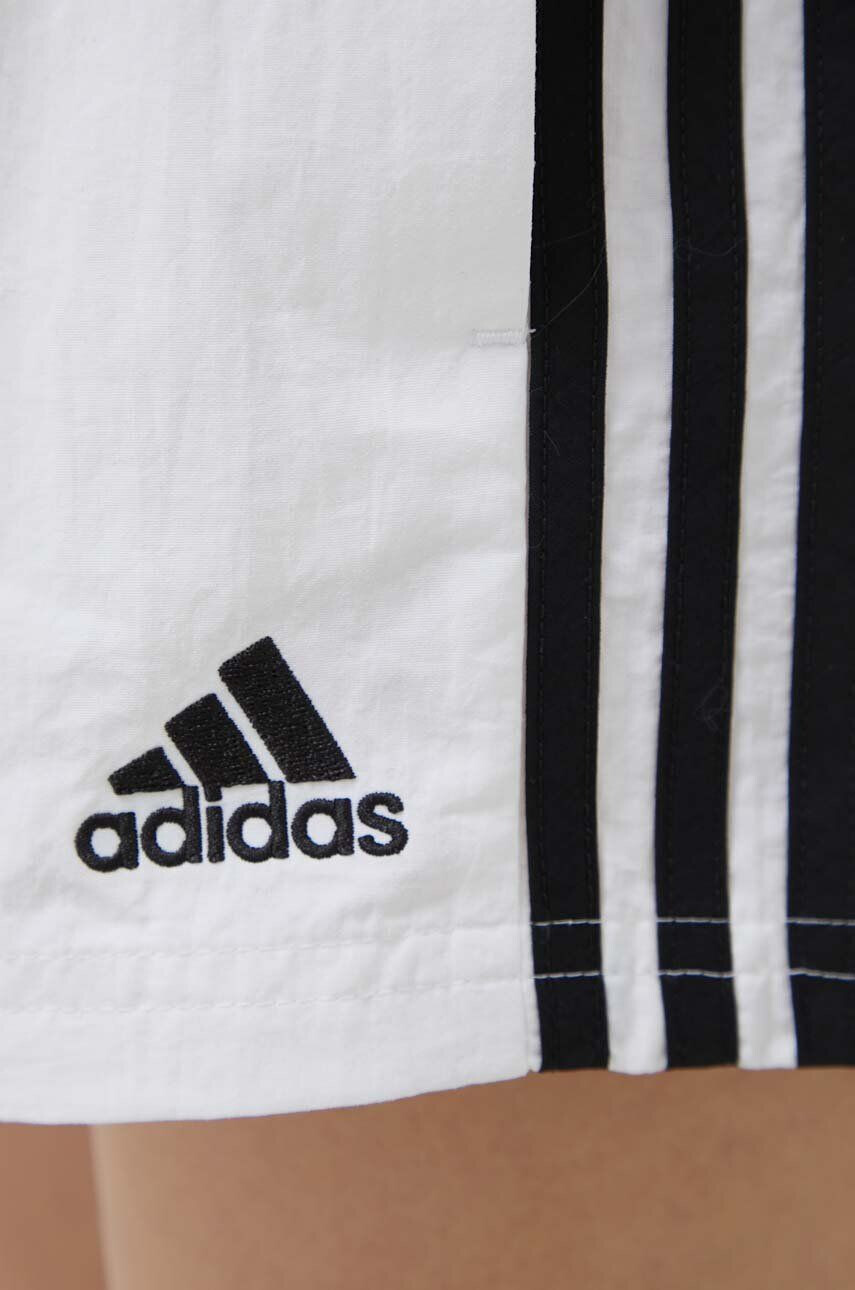 adidas pantaloni scurti femei culoarea alb cu imprimeu high waist - Pled.ro