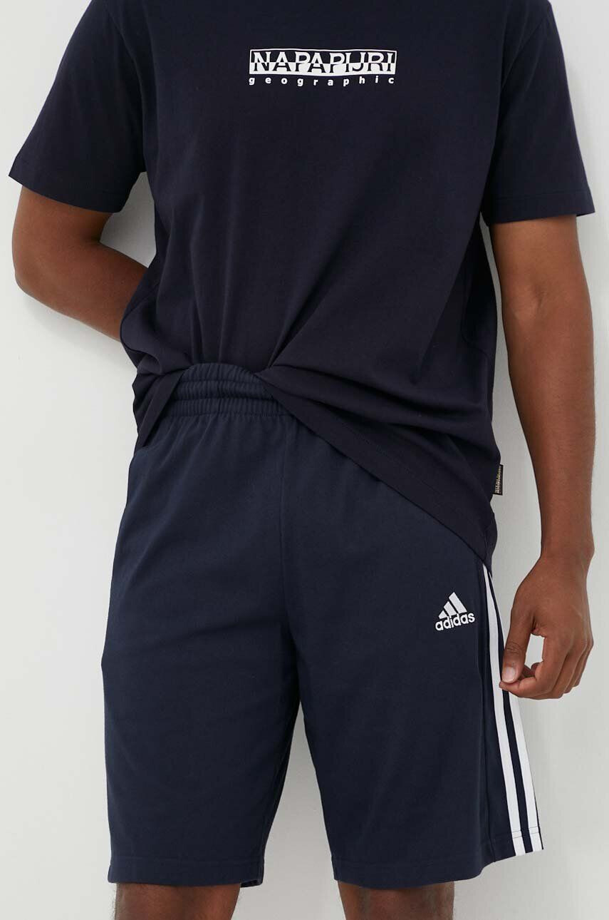 adidas pantaloni scurti barbati culoarea albastru marin - Pled.ro