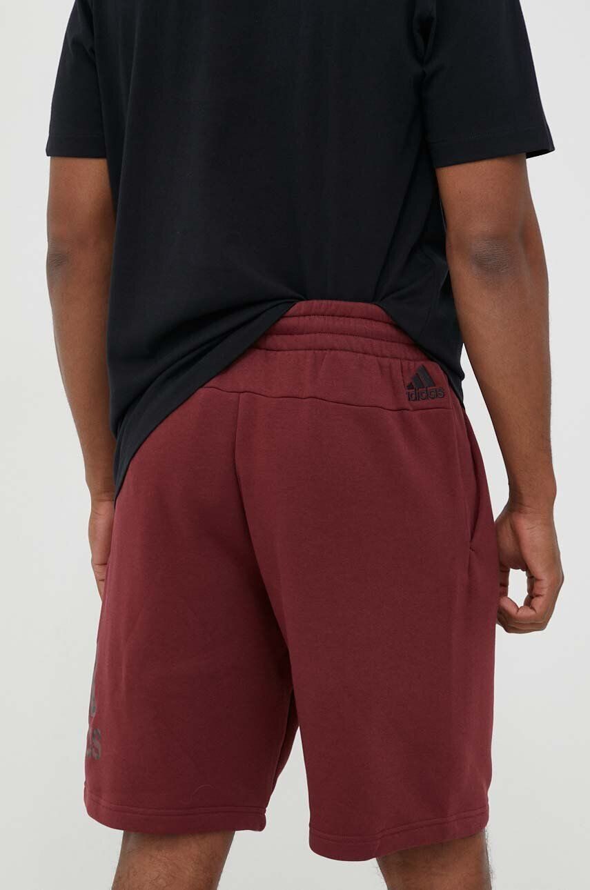 adidas pantaloni scurti barbati culoarea bordo - Pled.ro