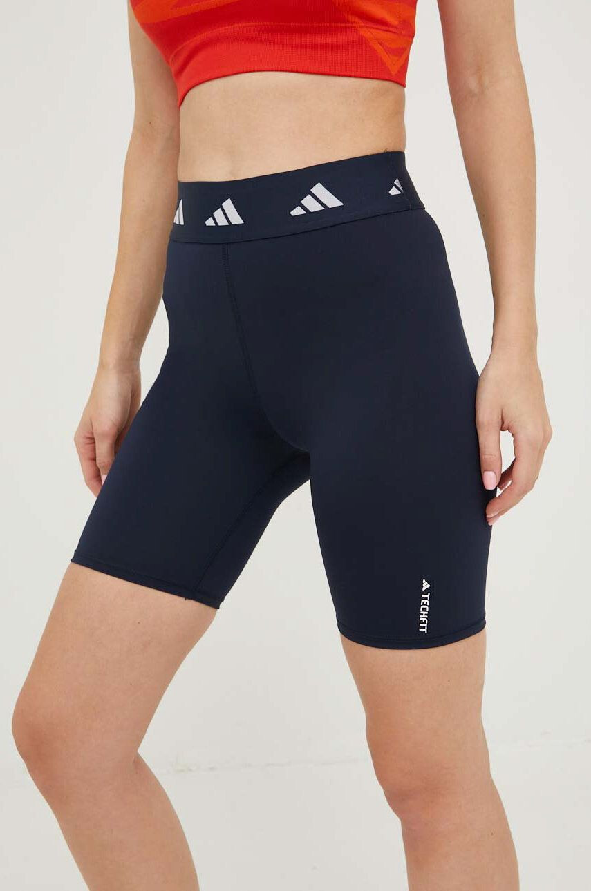 adidas Performance pantaloni scurți de antrenament Techfit - Pled.ro