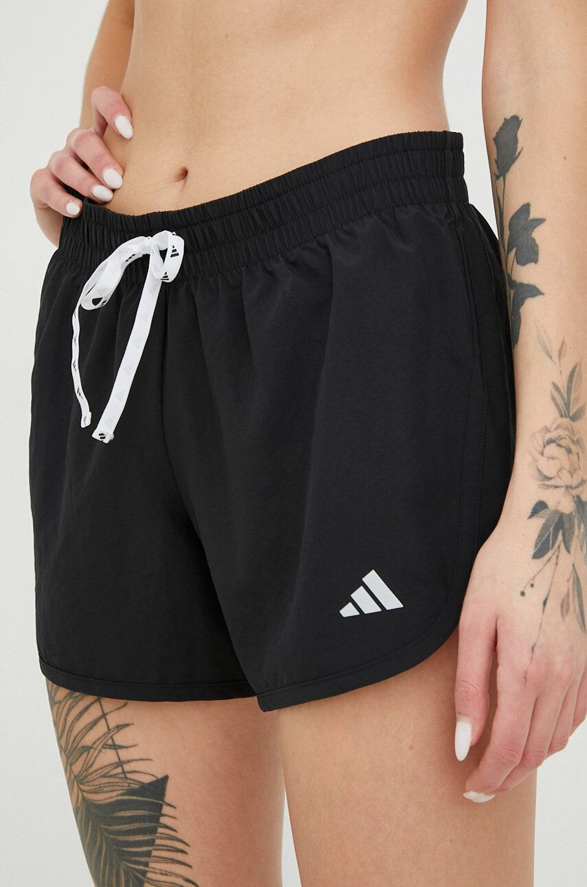 adidas Performance pantaloni scurți de alergare Run It femei culoarea negru neted medium waist - Pled.ro