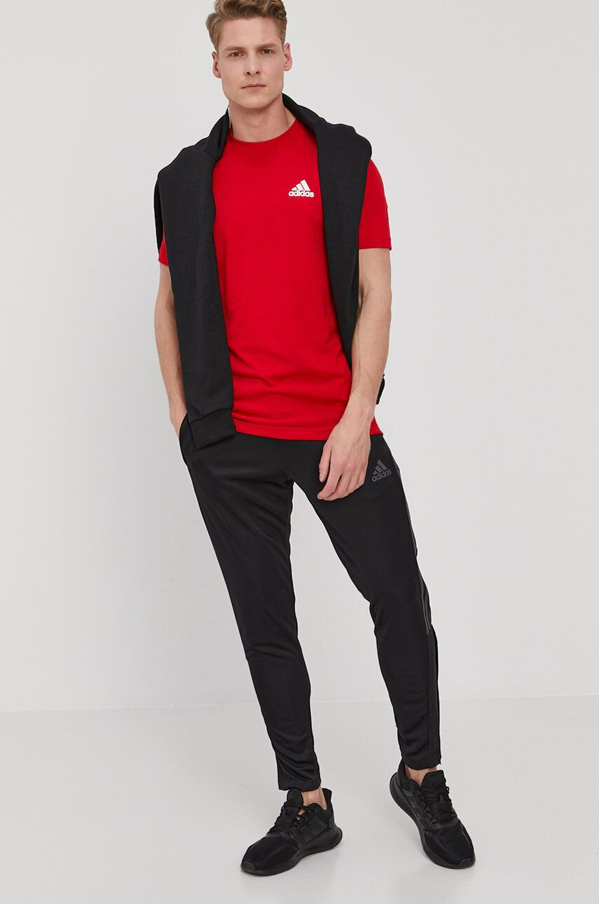 adidas tricou de antrenament GT5552 culoarea rosu neted - Pled.ro