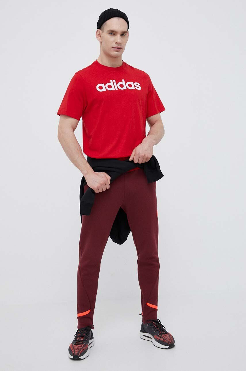 adidas tricou din bumbac culoarea rosu cu imprimeu - Pled.ro