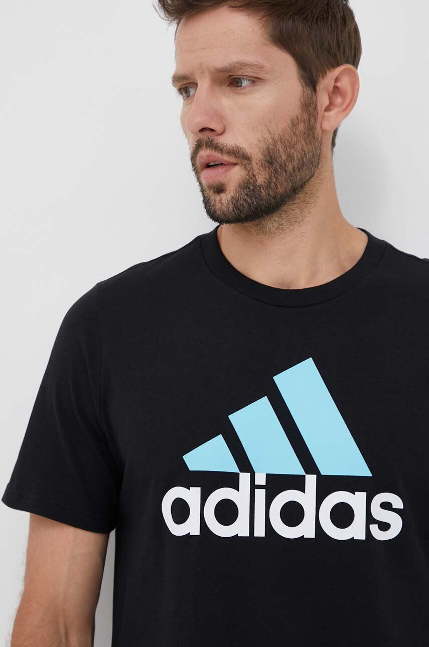 adidas tricou din bumbac culoarea negru cu imprimeu - Pled.ro