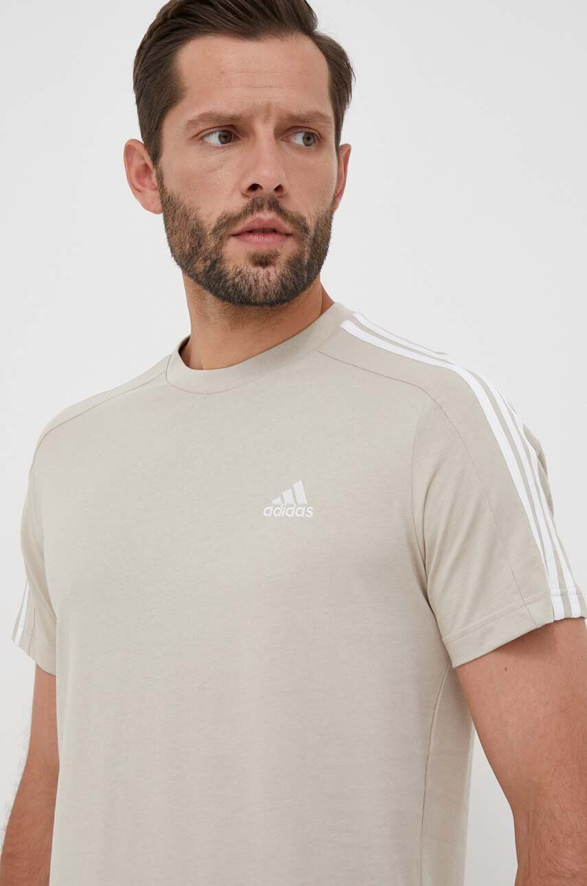 adidas tricou din bumbac culoarea bej cu imprimeu - Pled.ro